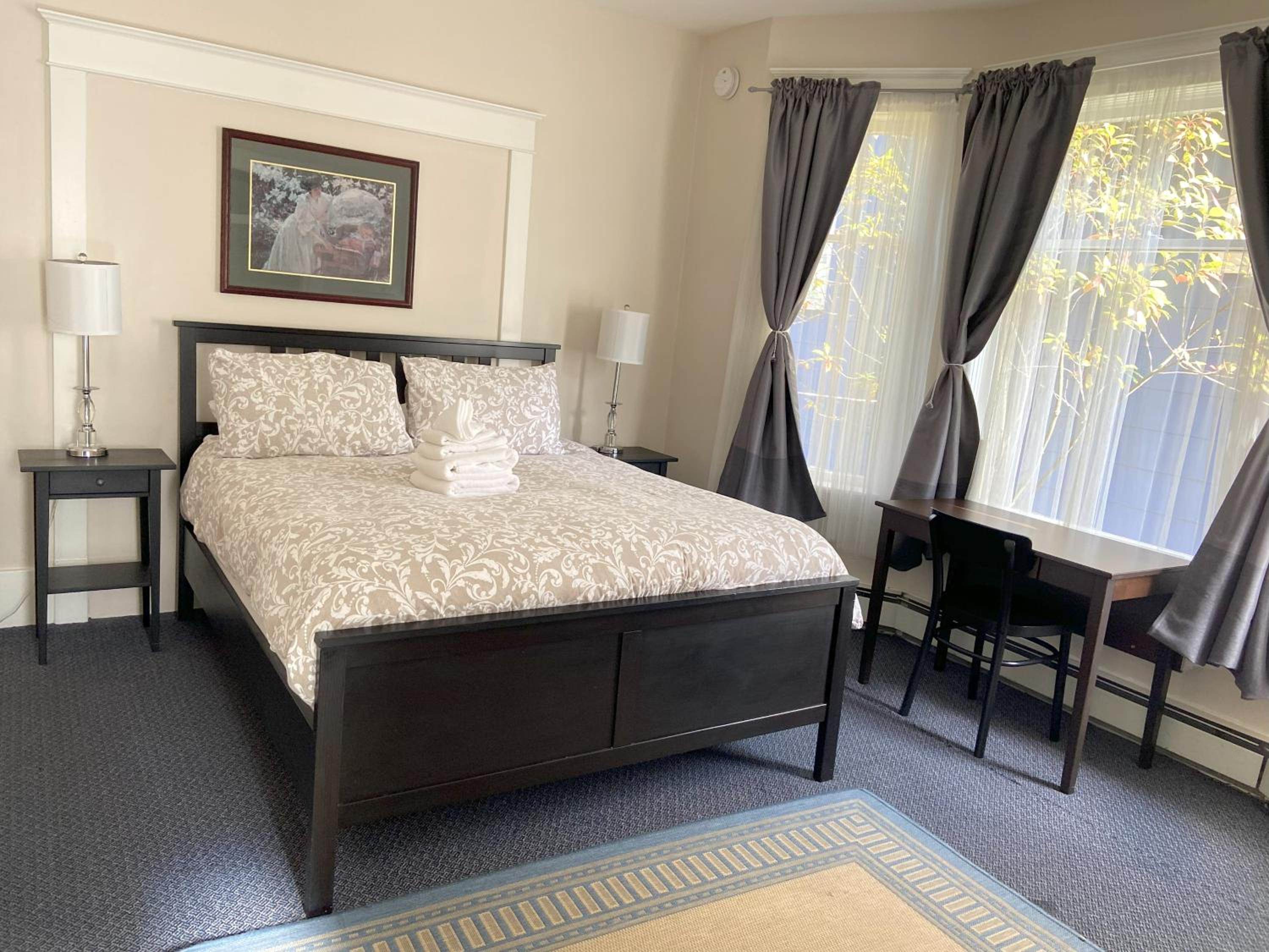 Douglas Guest House