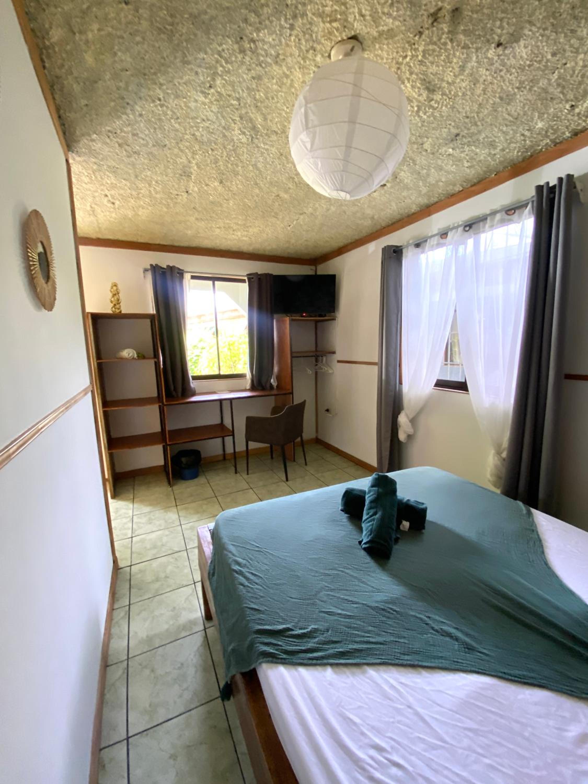 Cabinas Cahuita