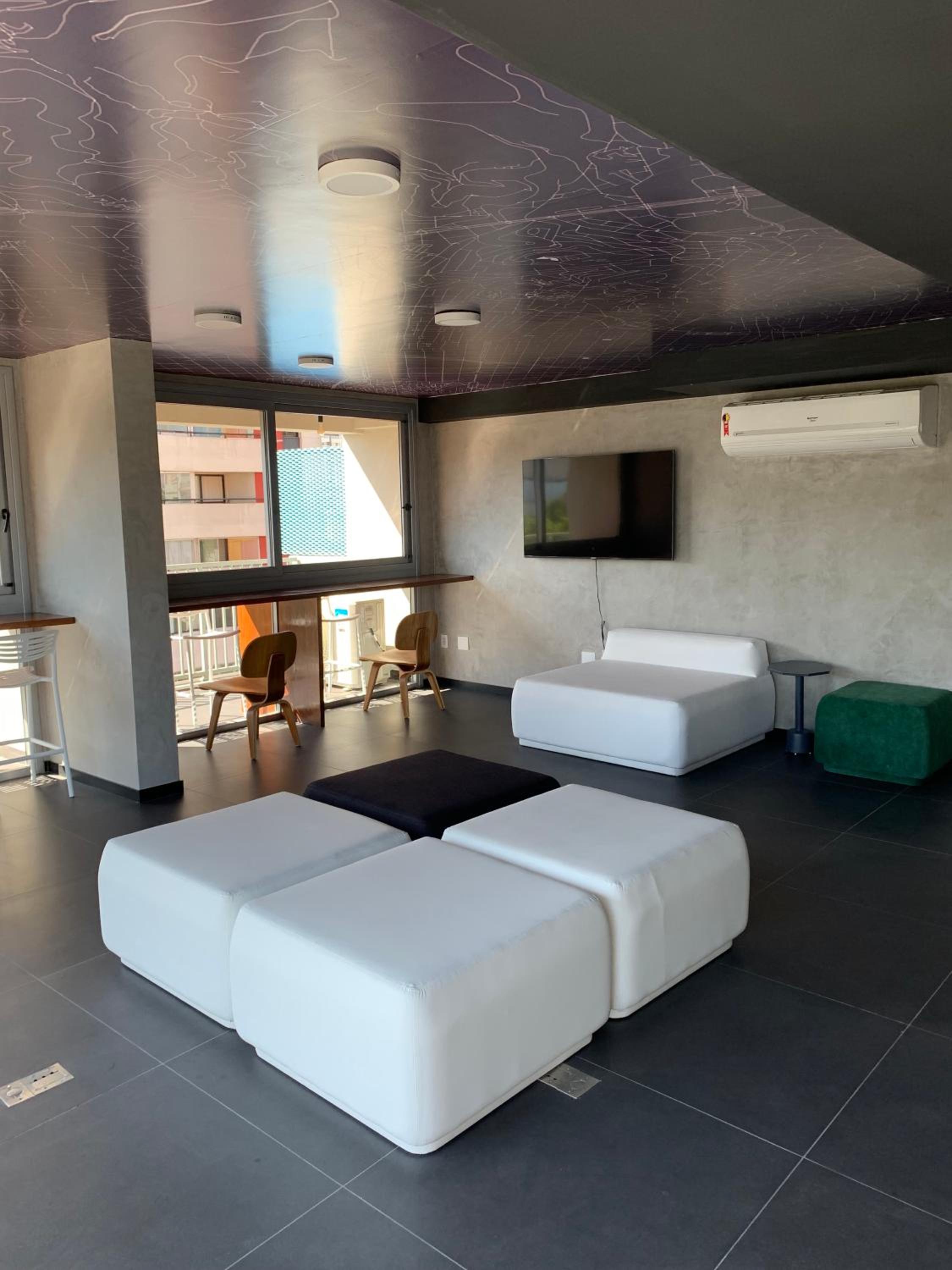 Studio ao lado do Shopping Ibirapuera