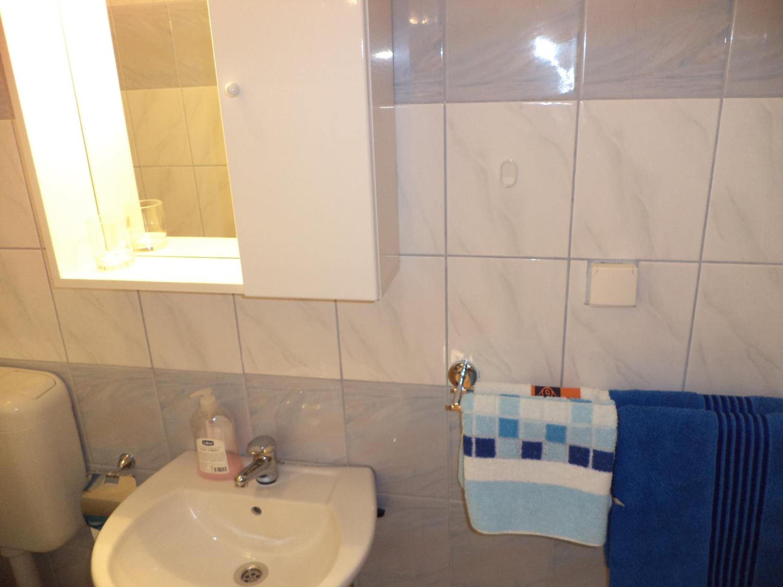 Apartments & Rooms Abba
