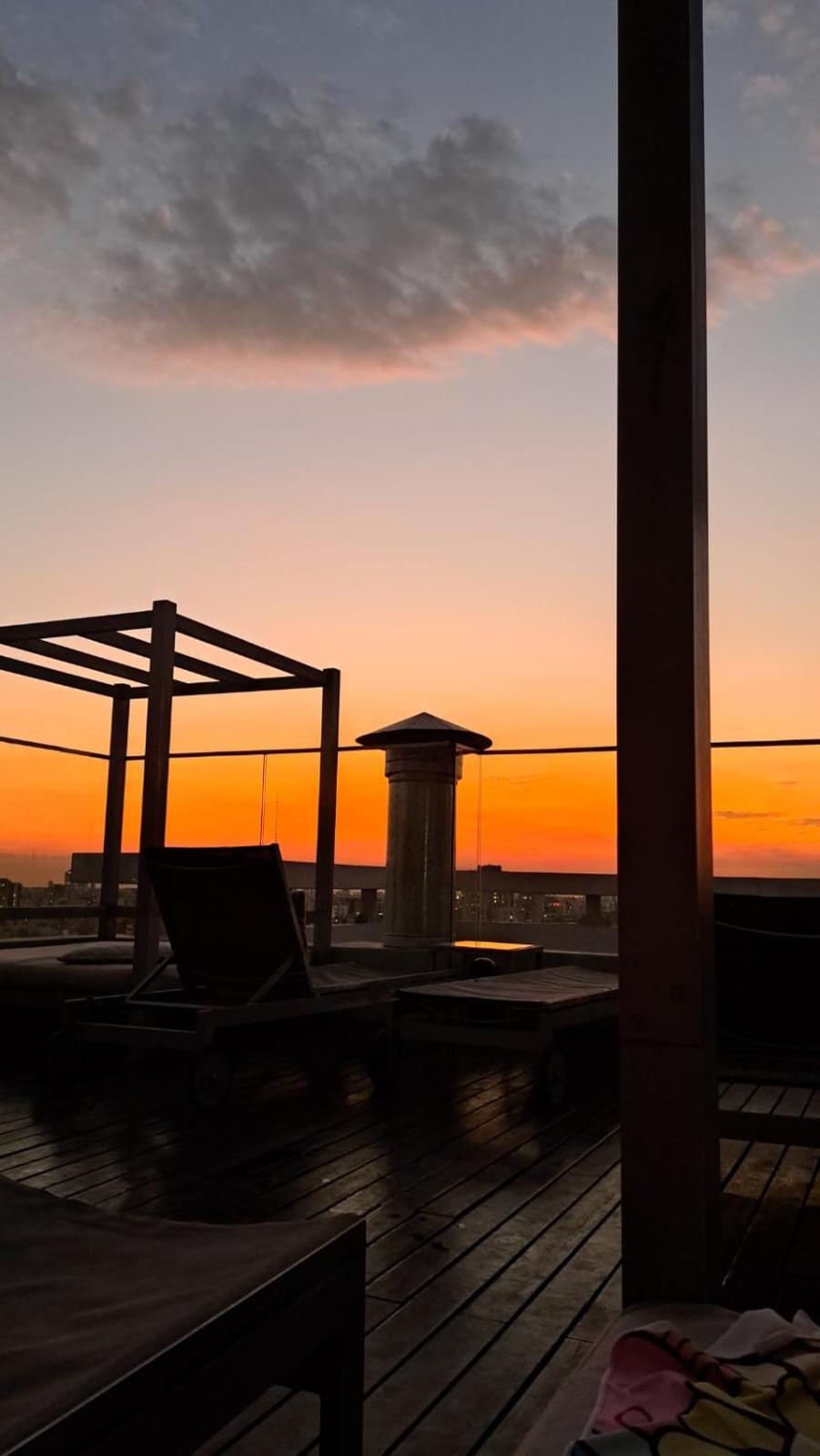 Apartamento vista al rio- TOPACIO TOWER