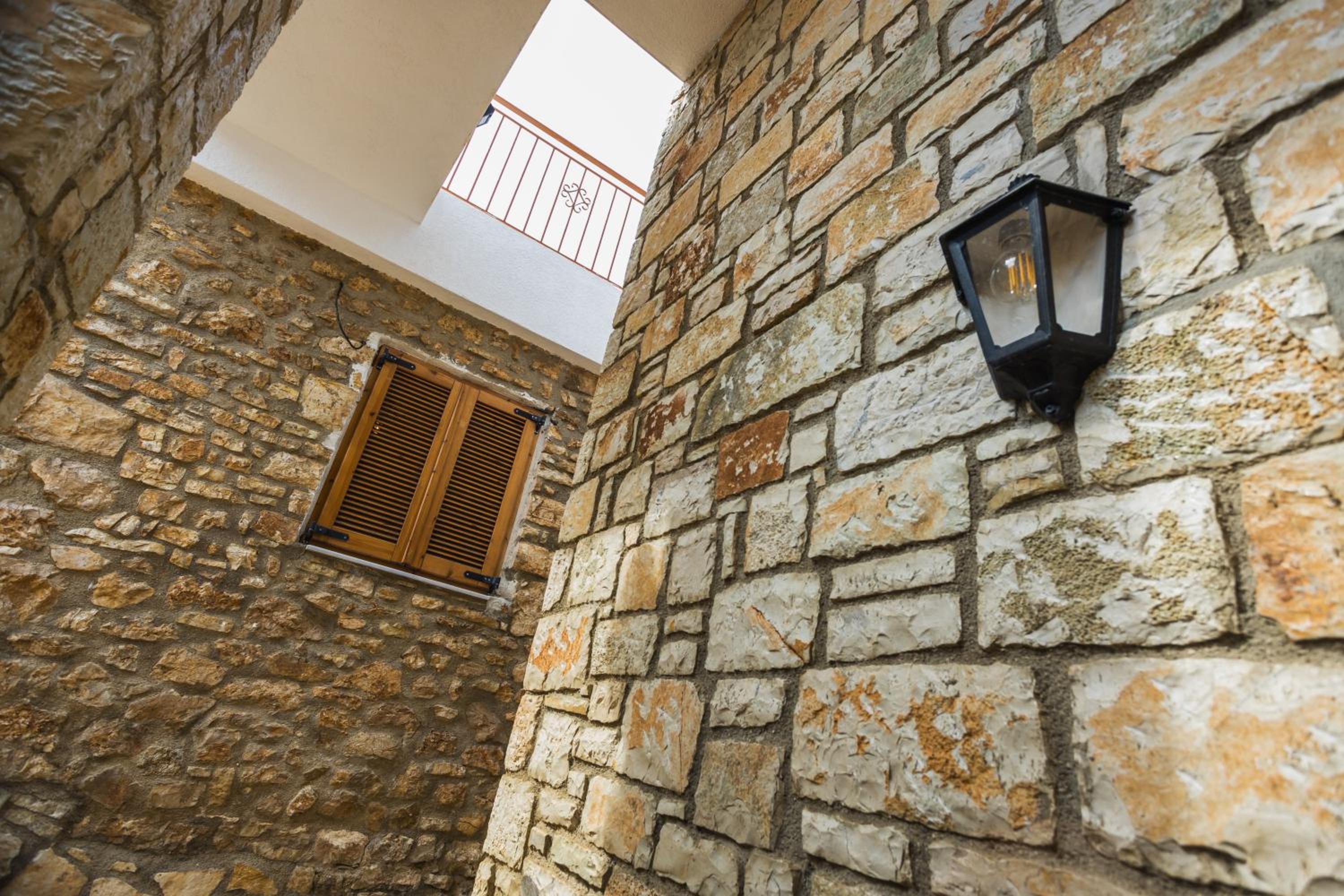 Villa Porta Qeparo