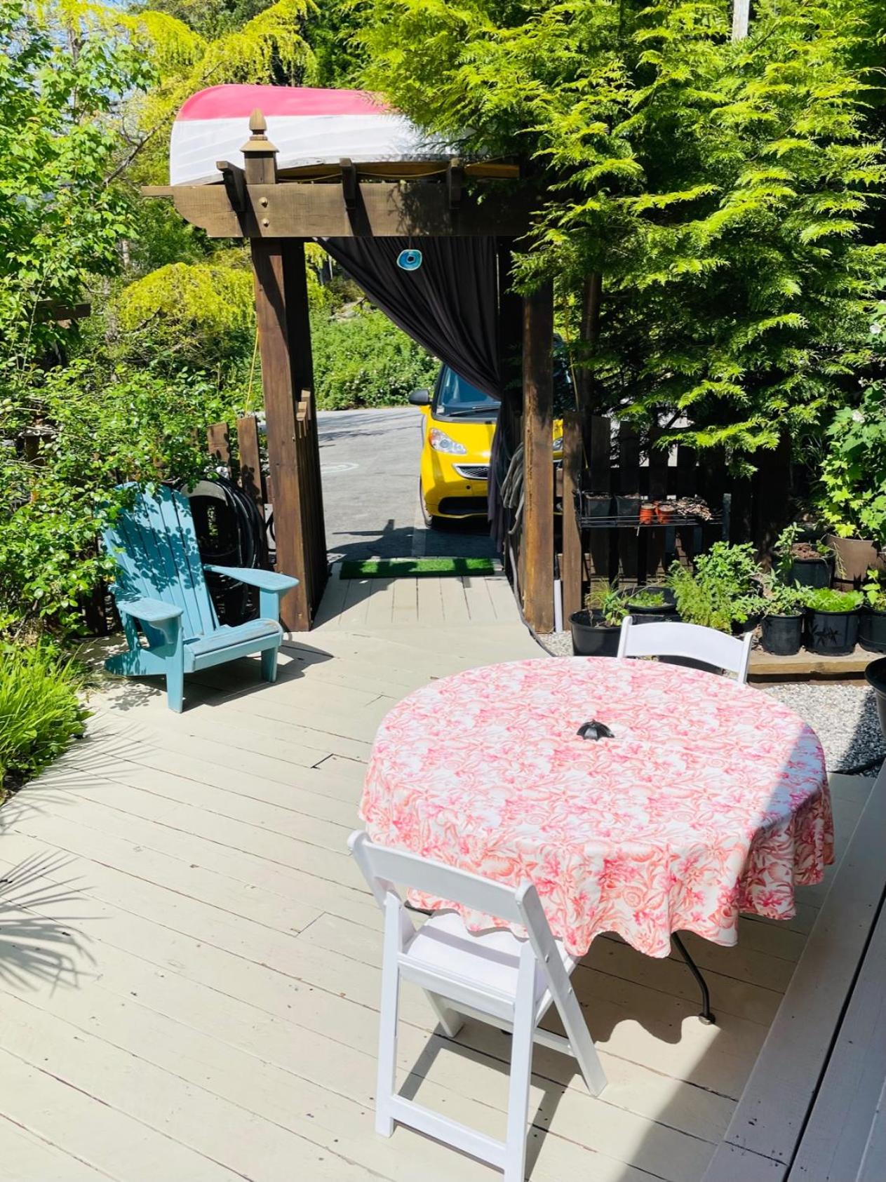 The Tuwanek Bed and Breakfast