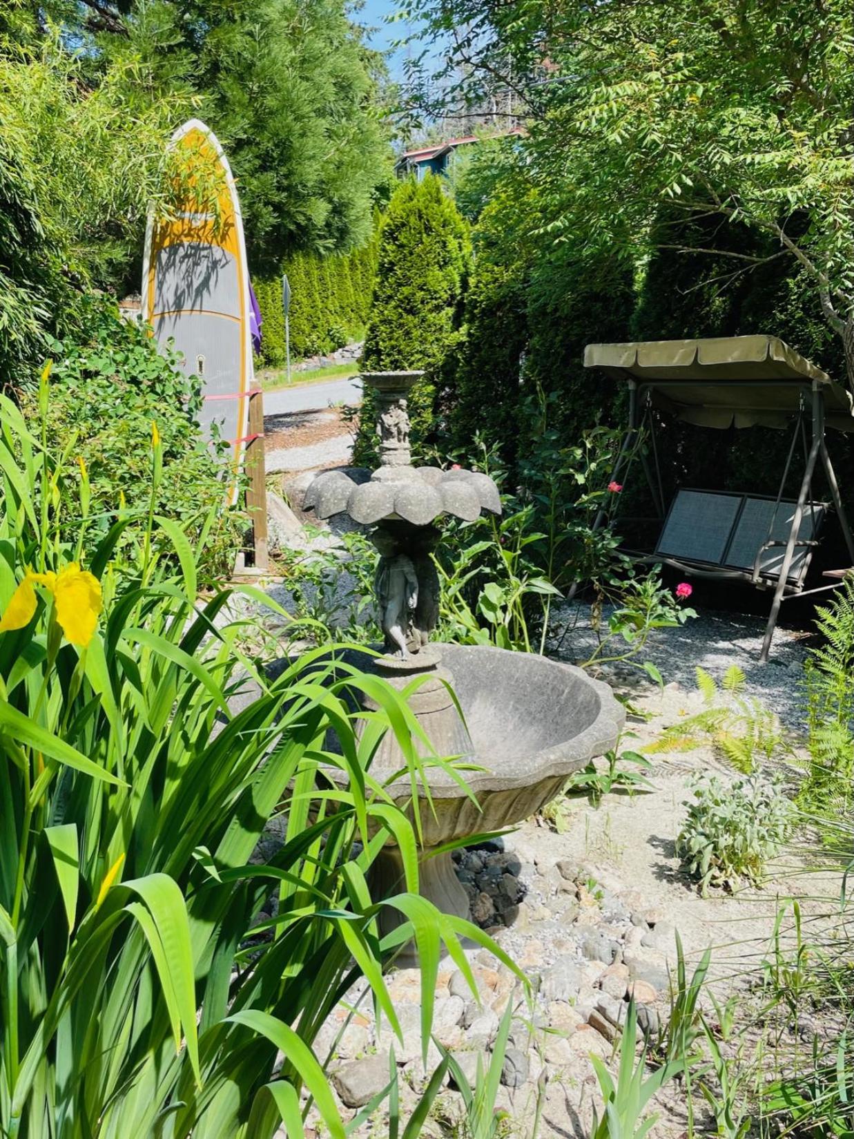 The Tuwanek Bed and Breakfast
