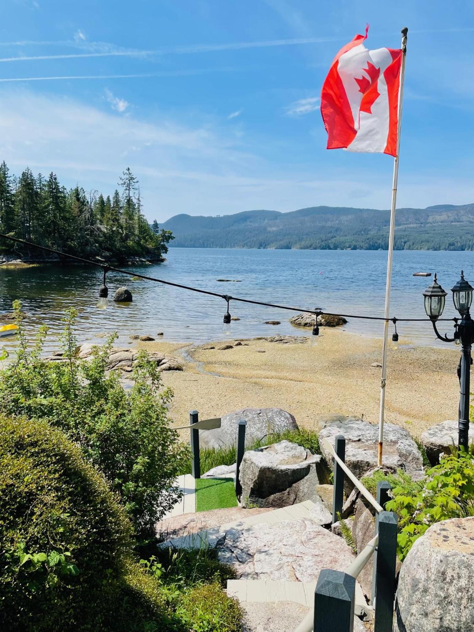 The Tuwanek Bed and Breakfast