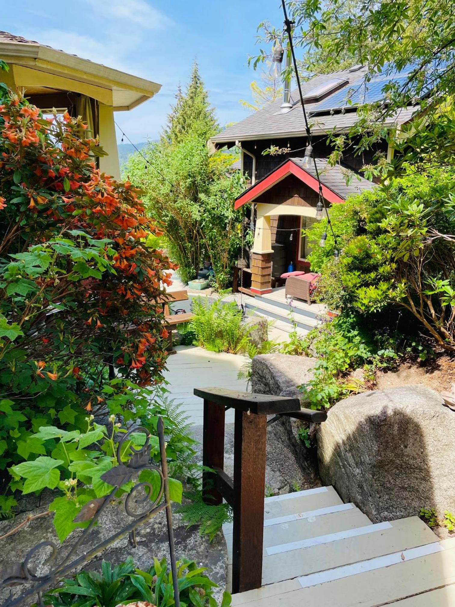 The Tuwanek Bed and Breakfast