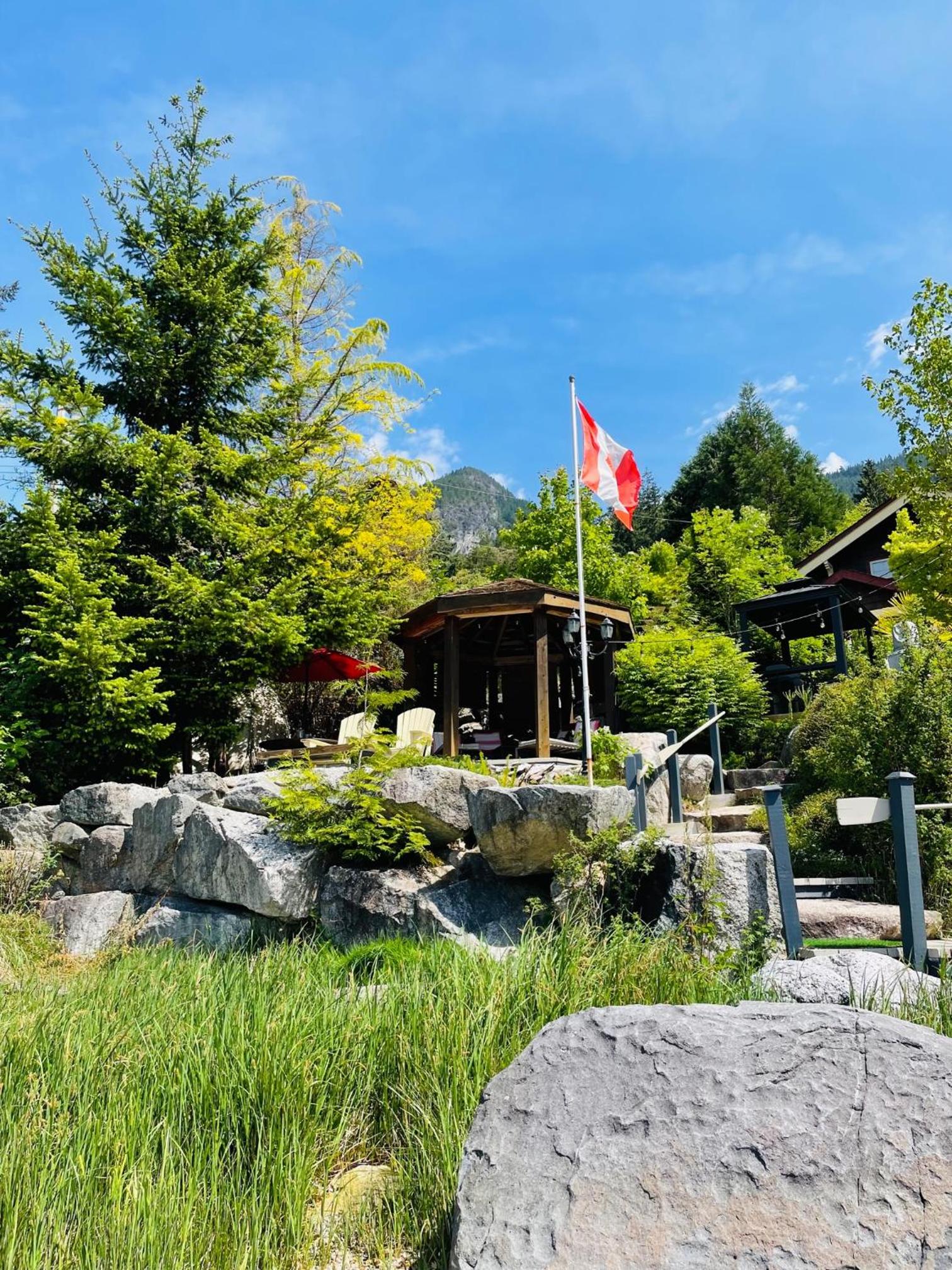 The Tuwanek Bed and Breakfast