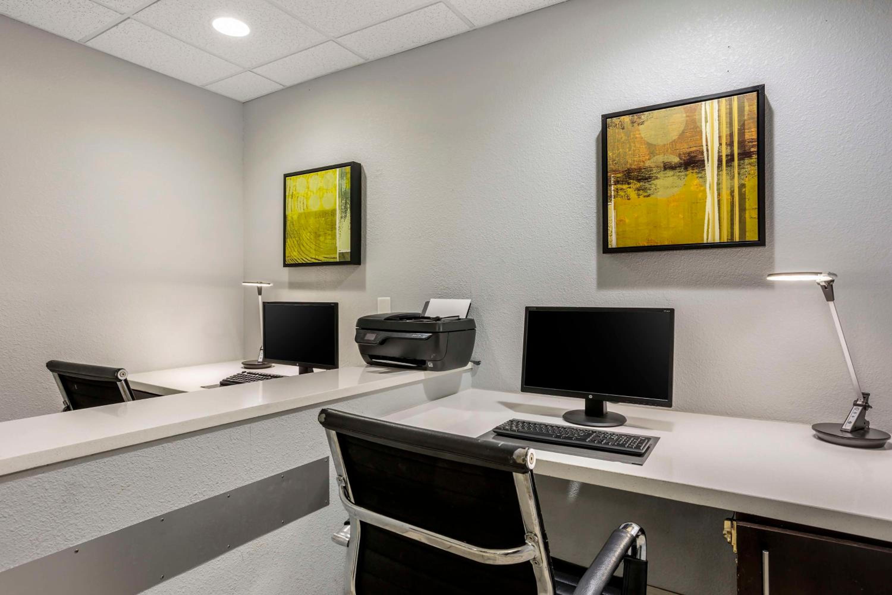 Jonesboro Vacations - Best Western Plus Jonesboro Inn  Suites - Property Image 16