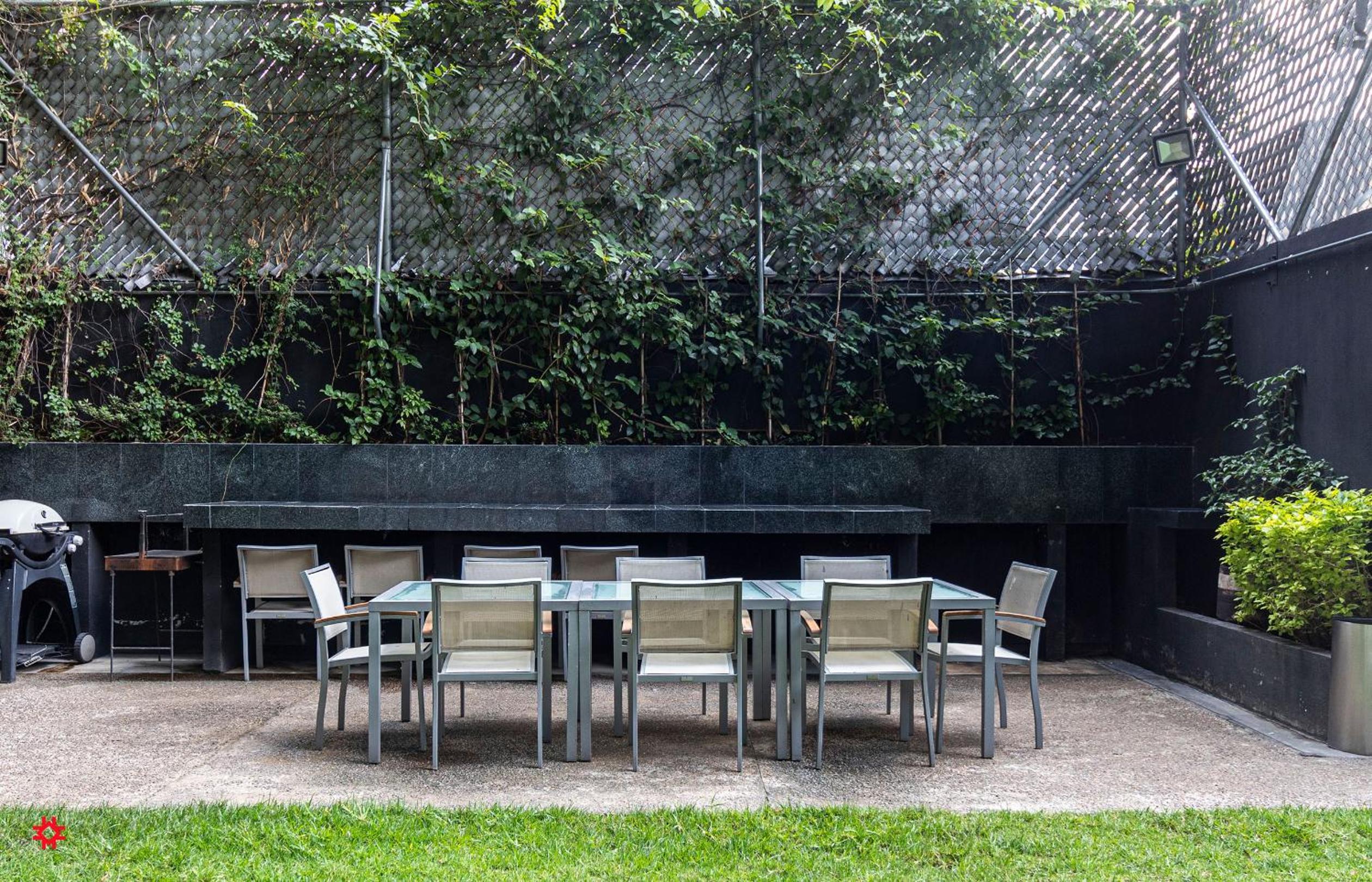 Casa Magenta by Kukun photo 4