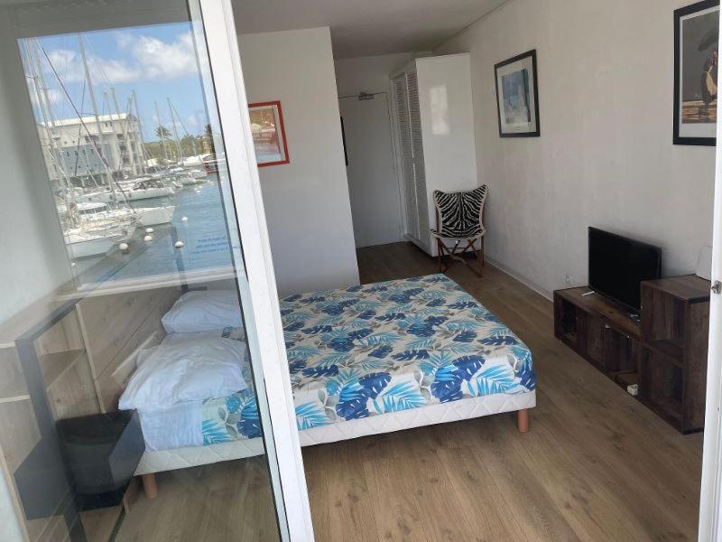 studio balcon très belle vue marina view 4