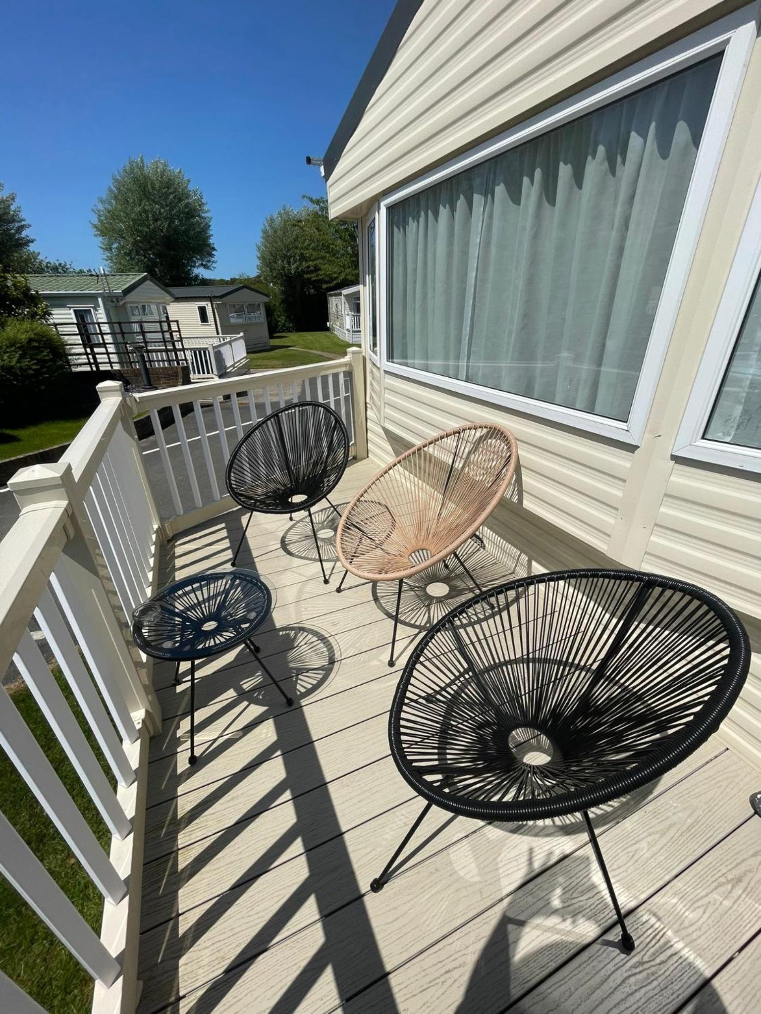 Tarka Holiday Park - Summer Breeze - Coastal Breaks - North Devon - Braunton-Barnstaple view 5