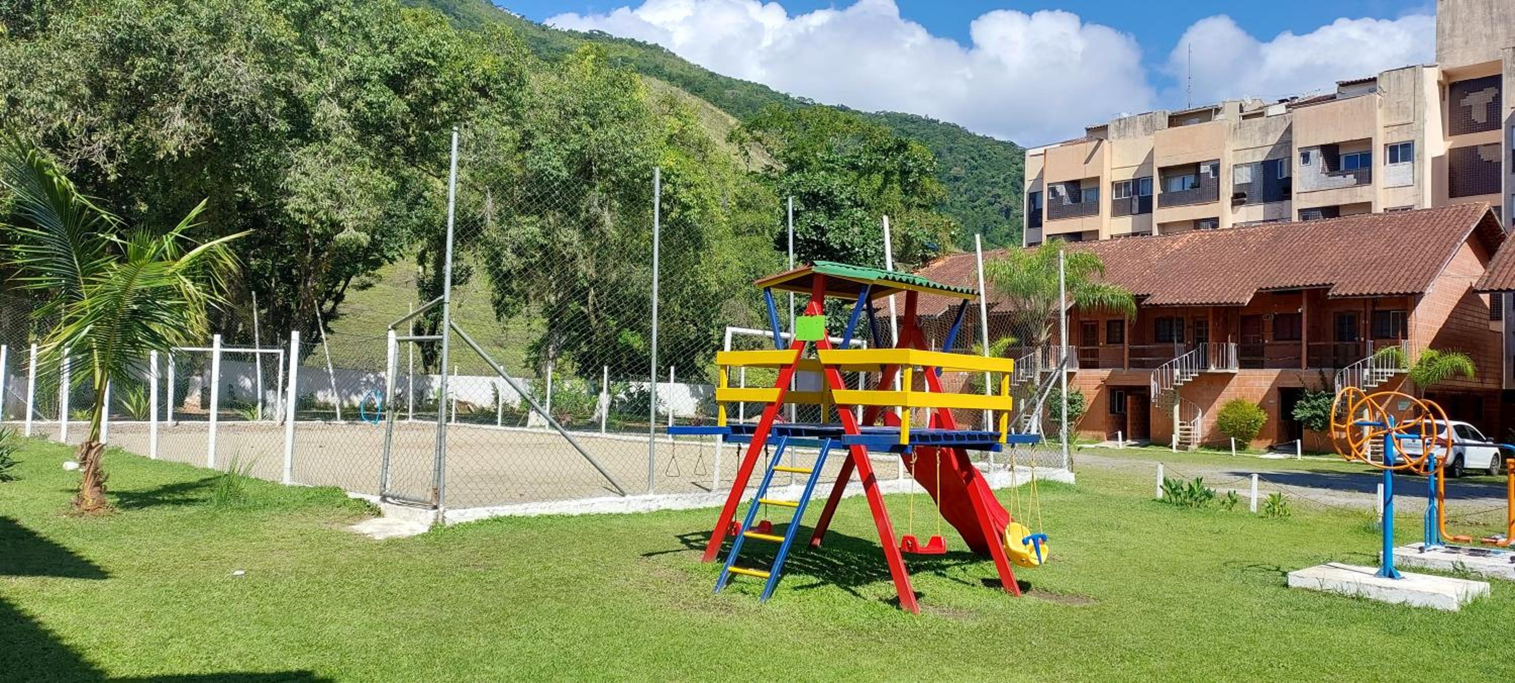 Apto com piscina Cantinho Além do Mar-Ubatuba