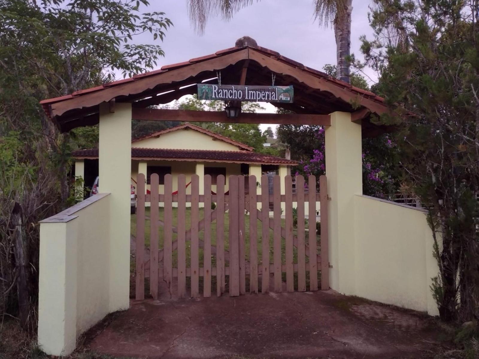 Chácara Rancho Imperial - Socorro - SP - Piscina, Churrasqueira, Forno à Lenha, Campo de Futebol e uma linda Vista para a Montanha!