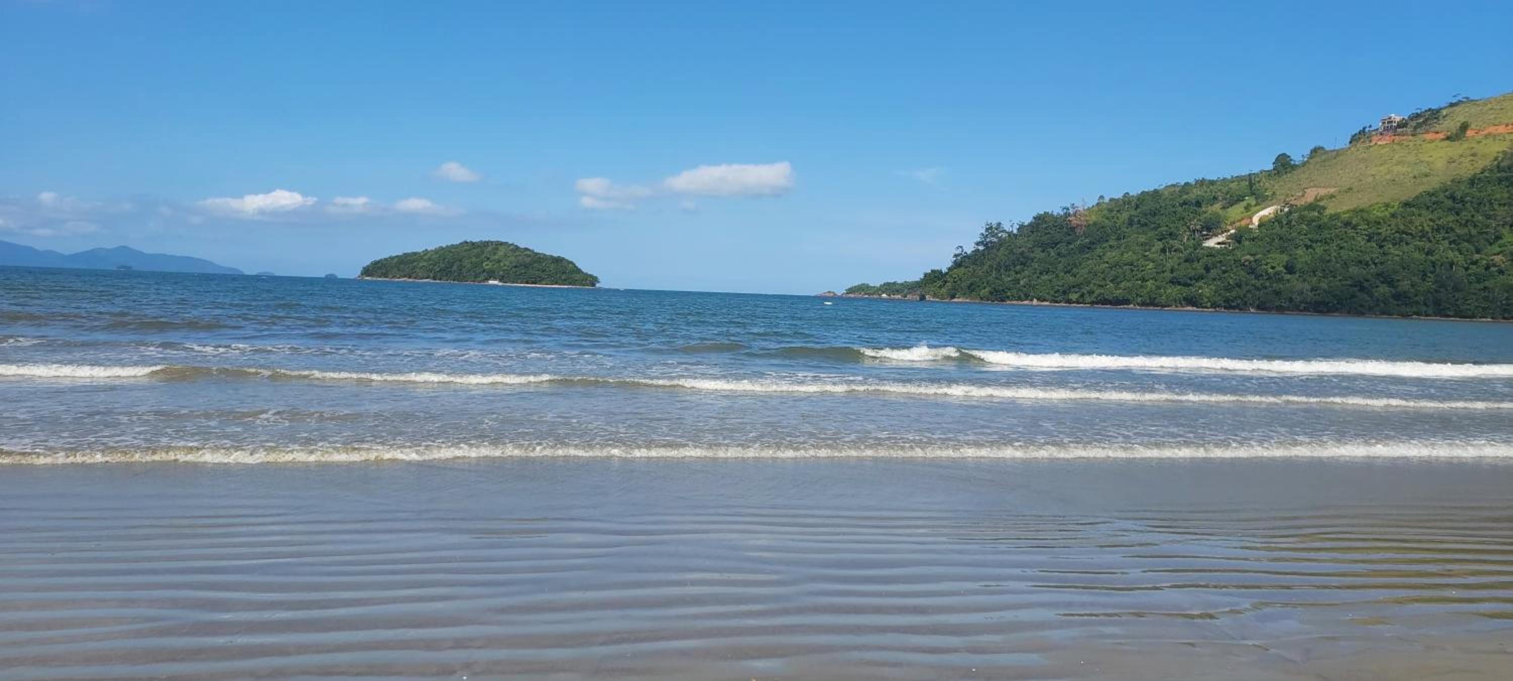 Apto com piscina Cantinho Além do Mar-Ubatuba