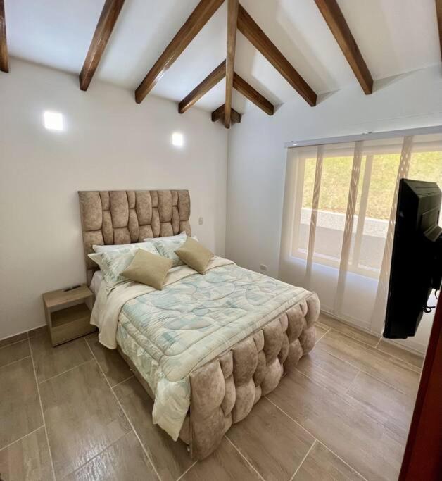 Hermosa casa campestre