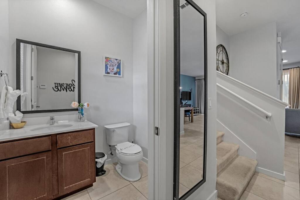 Find your Cozy home 8 minutes near Disney and Universal