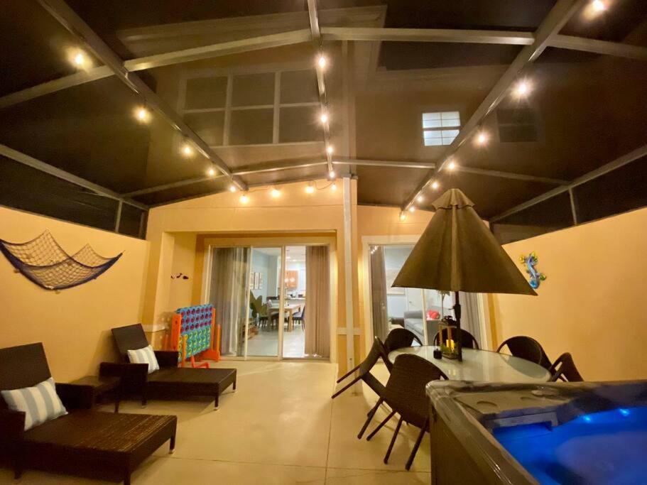 Find your Cozy home 8 minutes near Disney and Universal