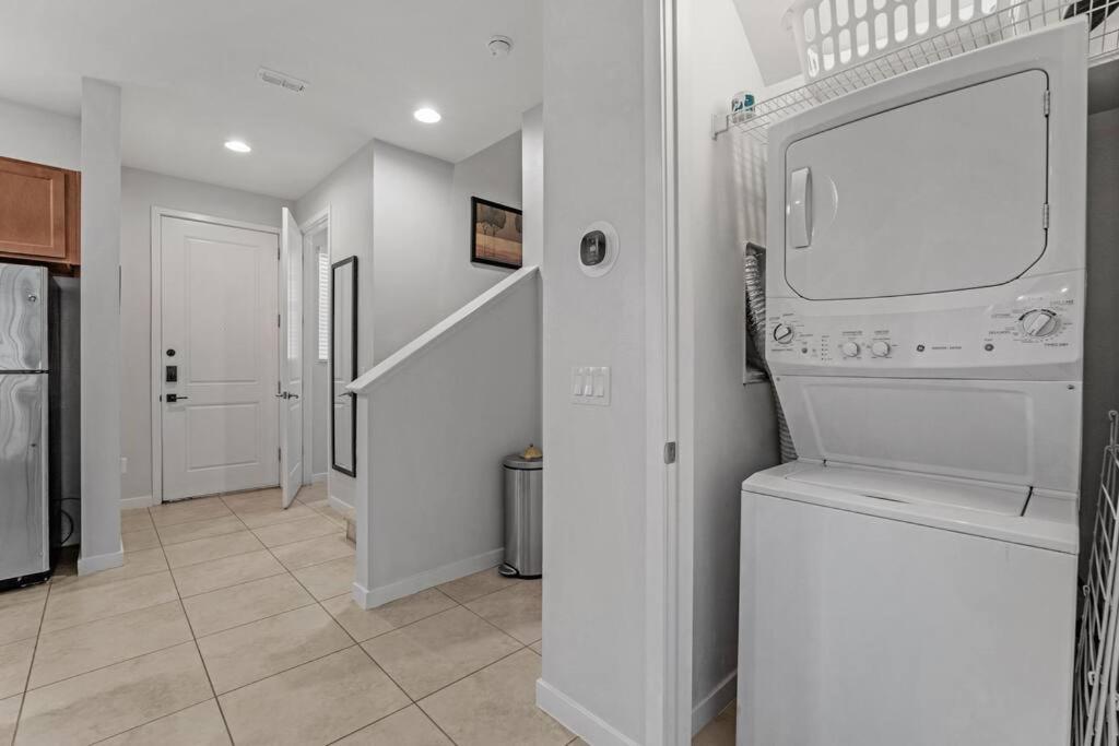Find your Cozy home 8 minutes near Disney and Universal