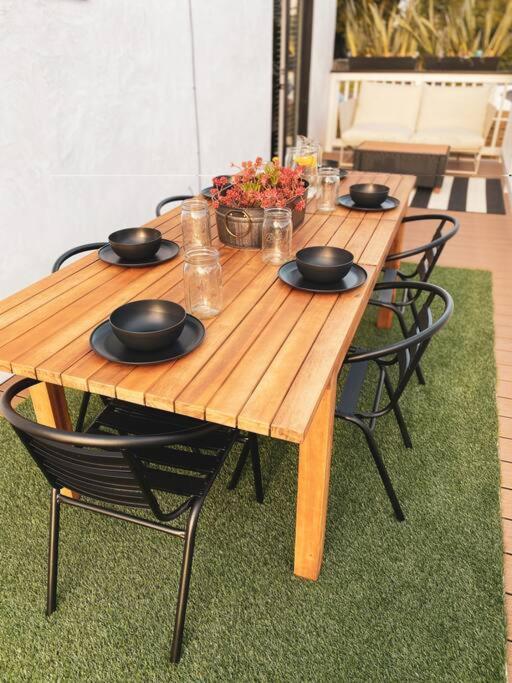 STUNNING Urban Farmhouse Minutes from Downtown view 3
