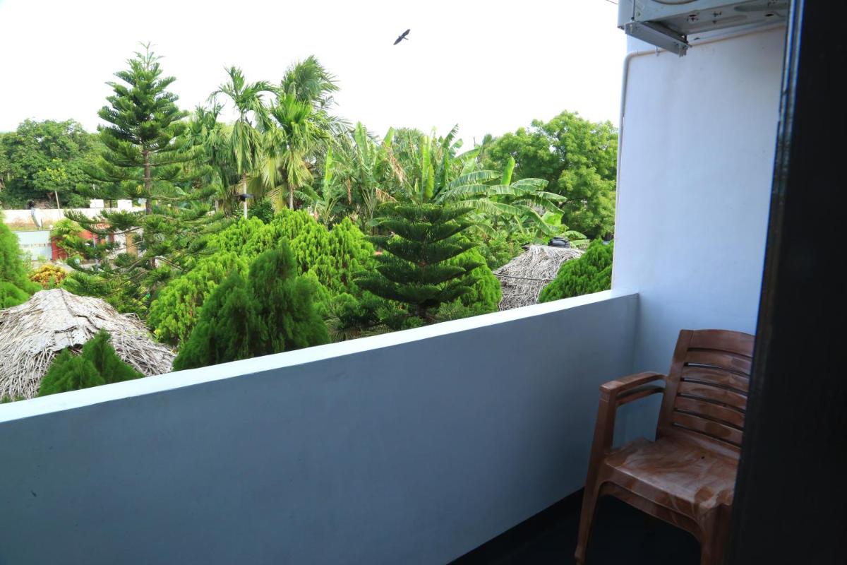 balcony