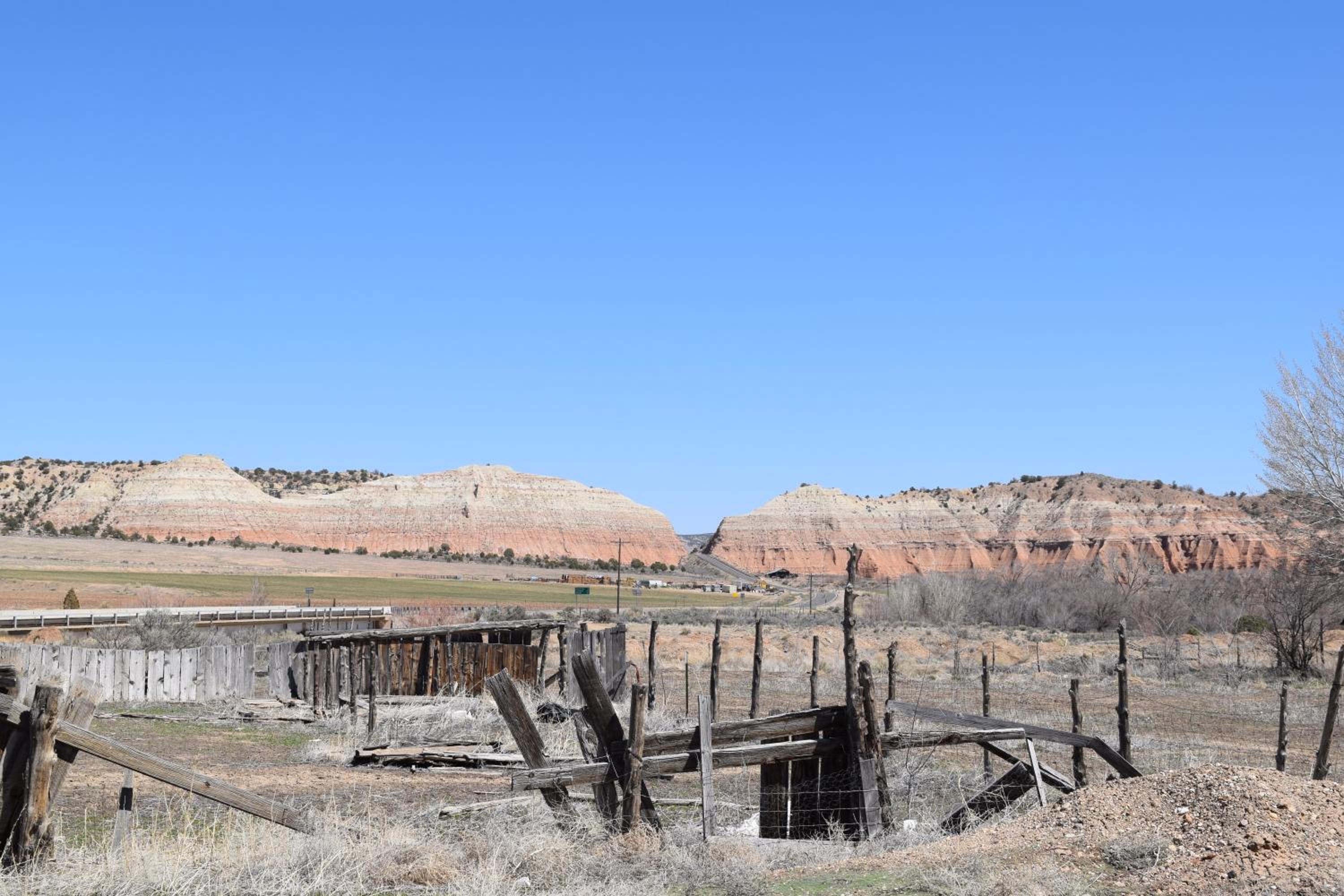 Log Cottages at Bryce Canyon #3 view 3
