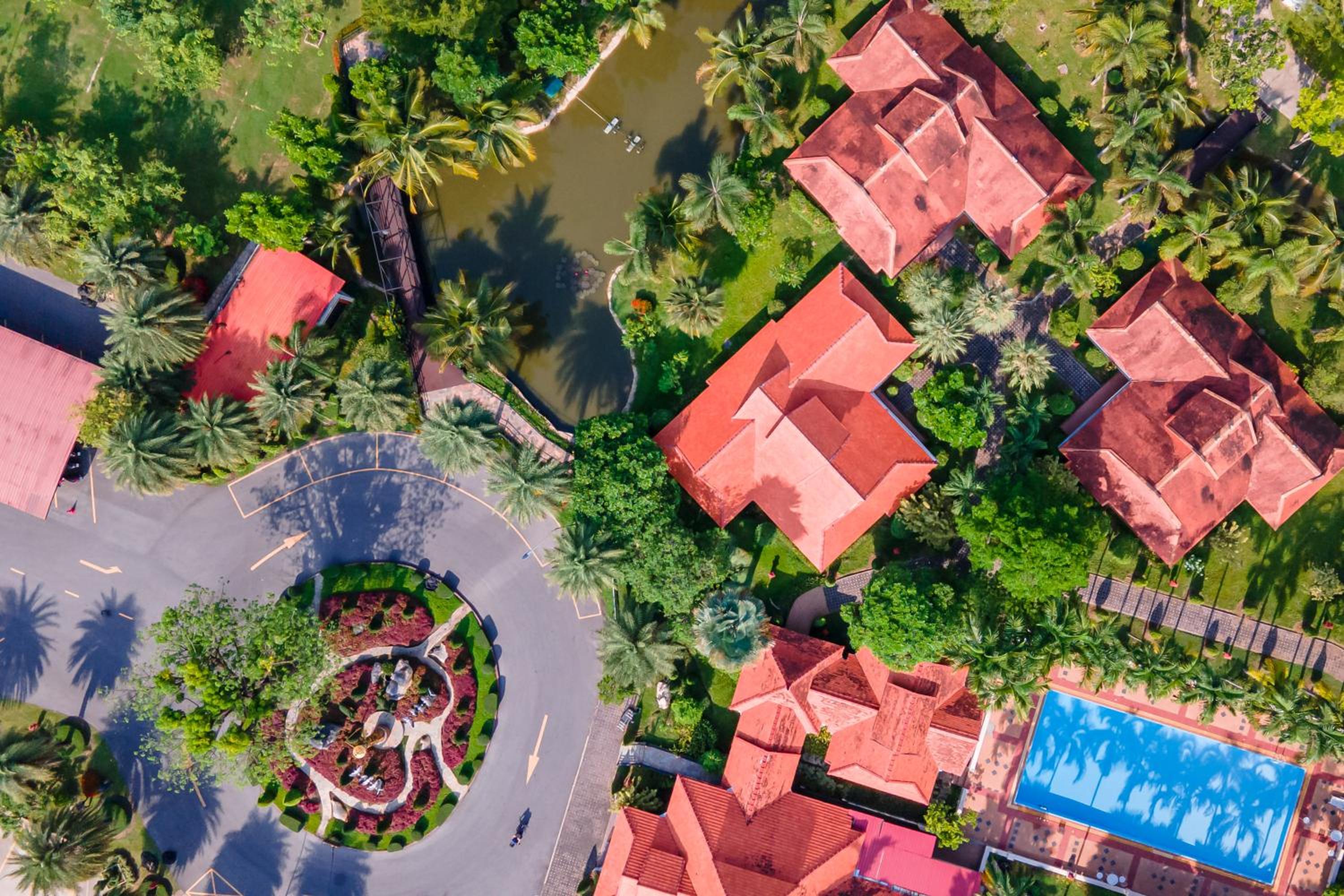 Horizon Village & Resort