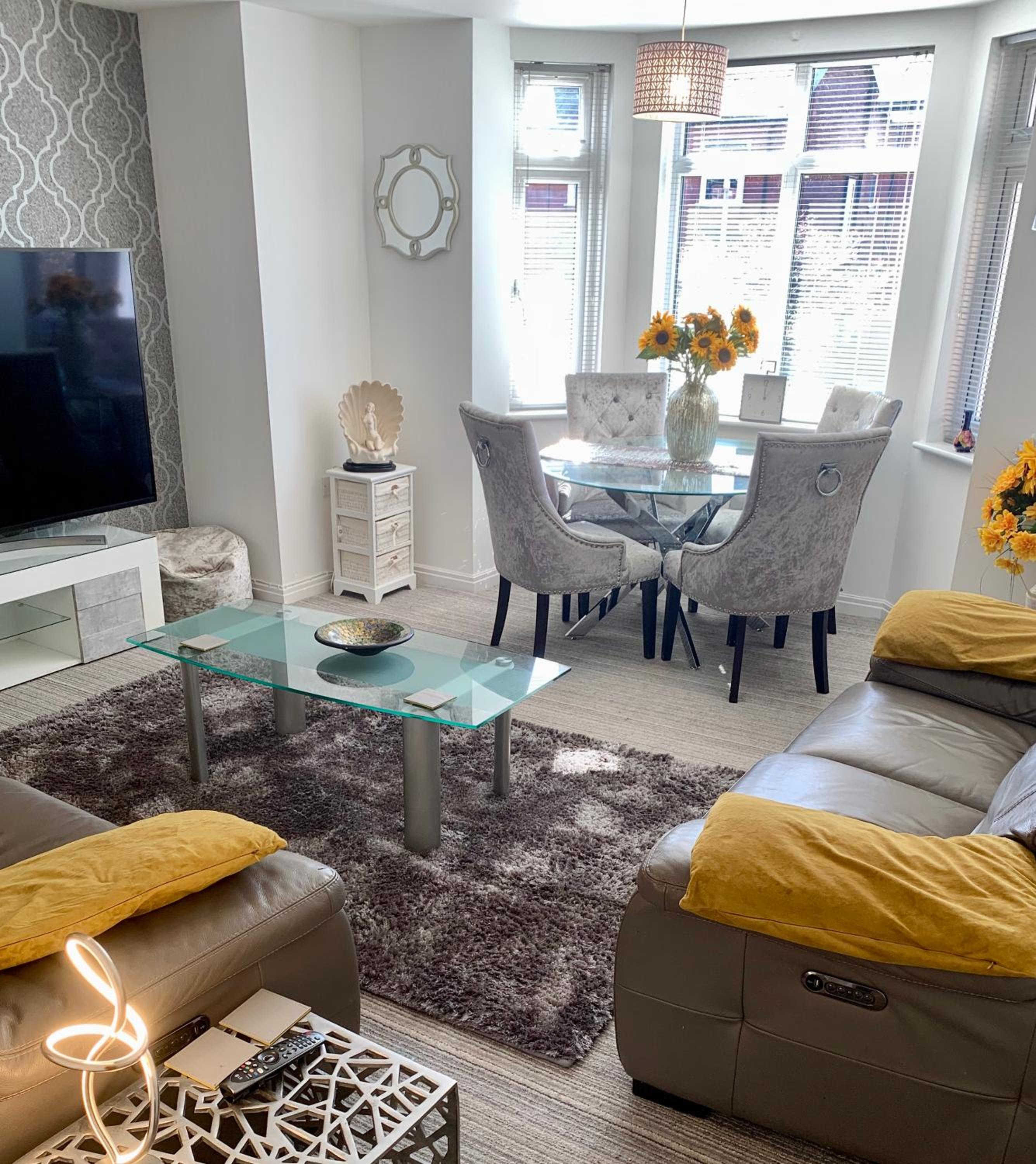 Kensington Luxury Apartment on Gated Development in Leafy edge of Chorley Town Centre view 2