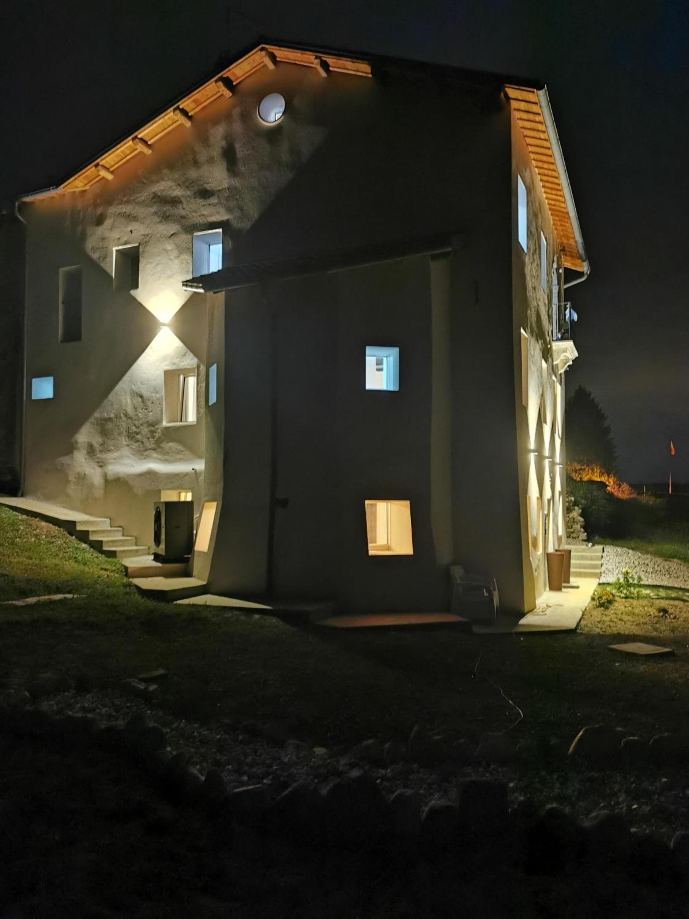 Photo 43
