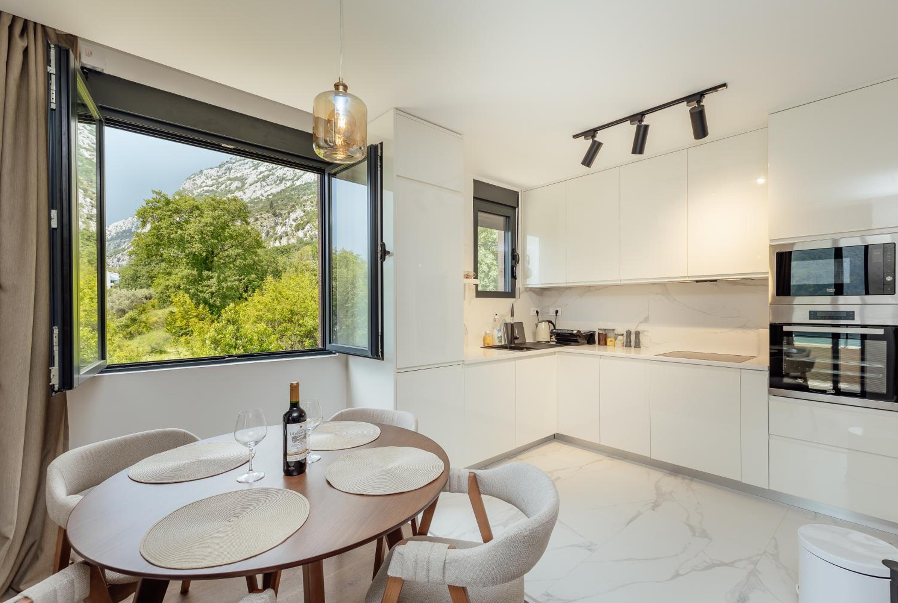Lux Grand Apartment Kotor view 5