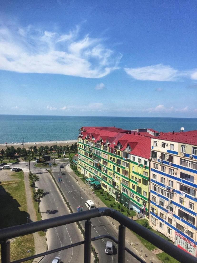 Beautiful Apartment Batumi view 5