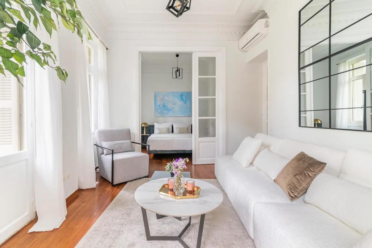 Oasis Architect's Dream Neoclassical House next to Acropolis
