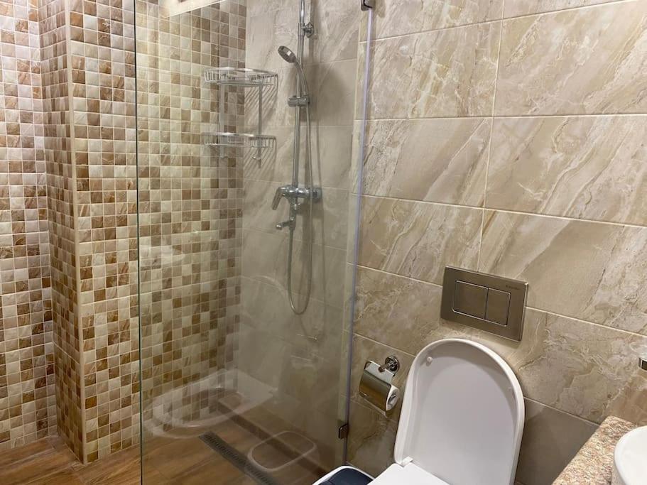 Spacious 1-Bedroom Apartment in the Center
