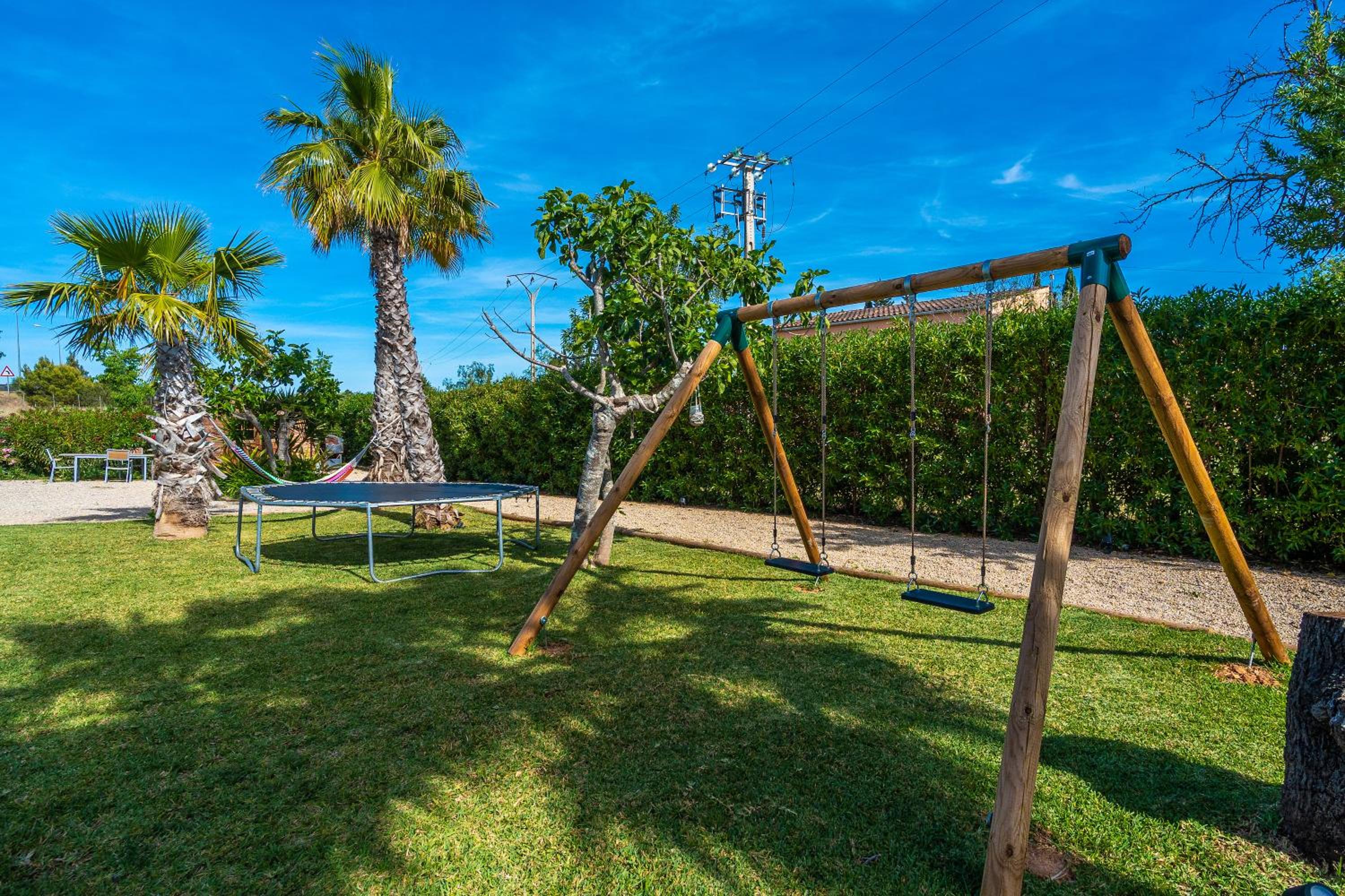 E320 Can Rotxet by Mallorca Villa Selection view 3