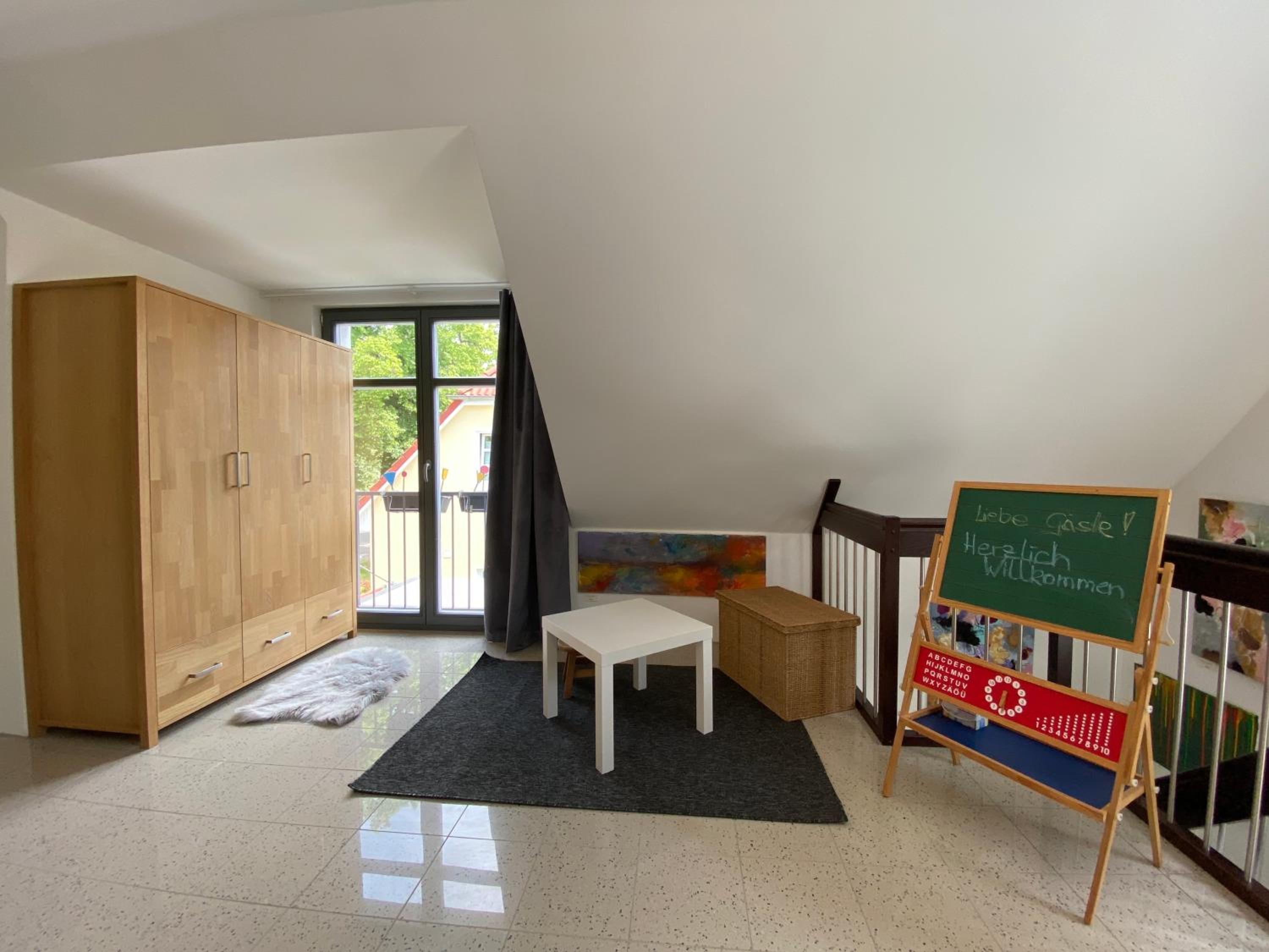 Ferienhaus Ferienwohnung Potsdam DieGaLerie am Schlosspark Marquardt