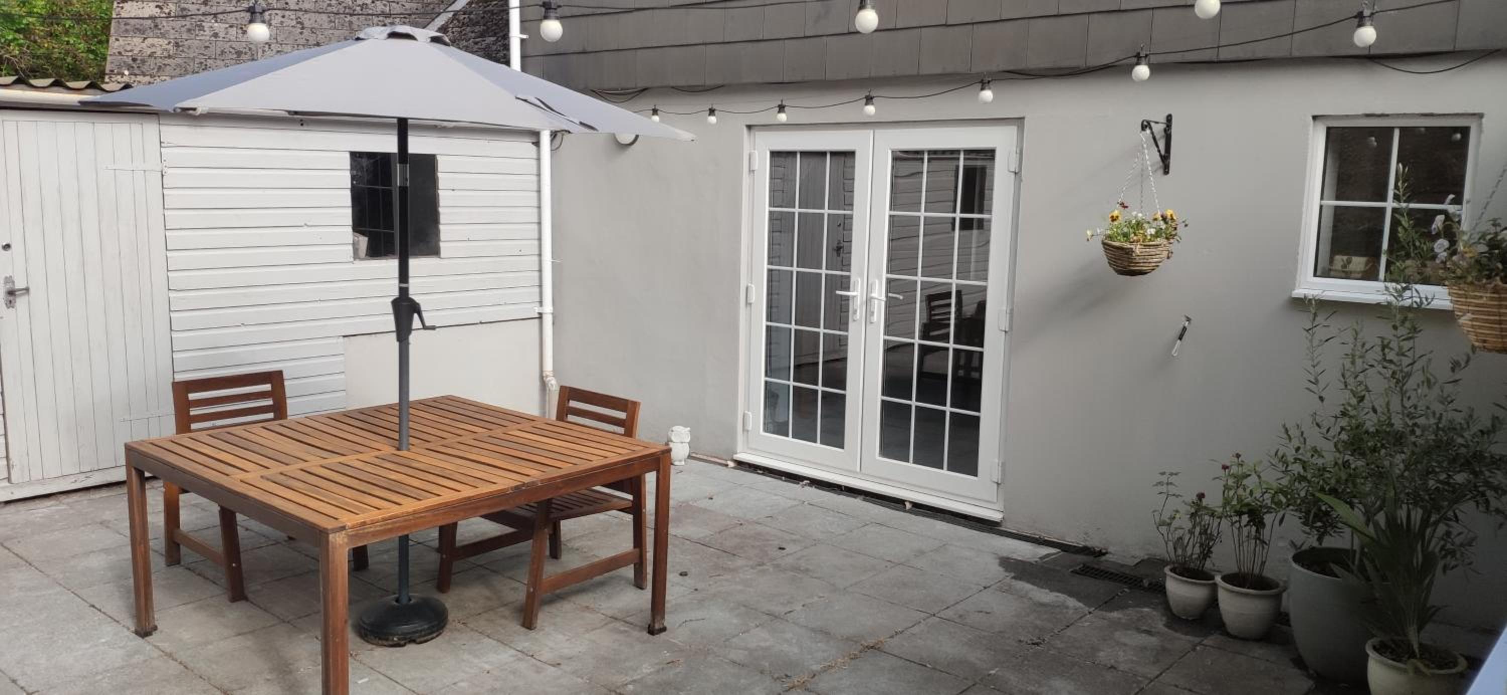 The Annex Roundaway Lodge view 5