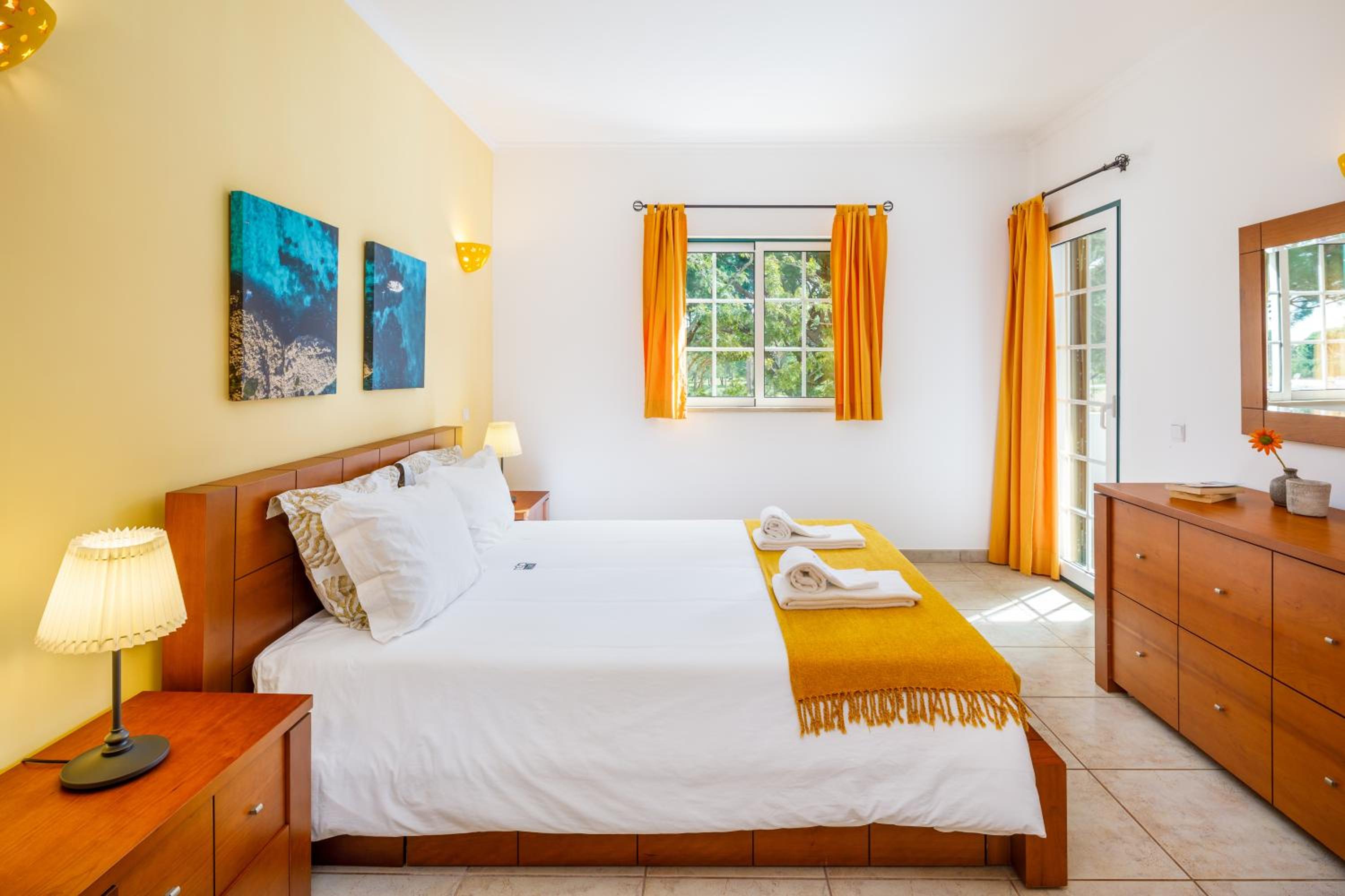 Falésia Beach Villa by The Portuguese Butler view 4