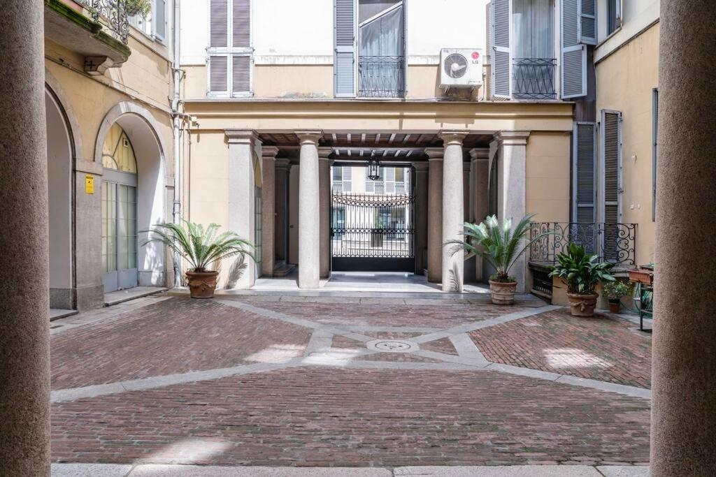 San Babila - Studio
