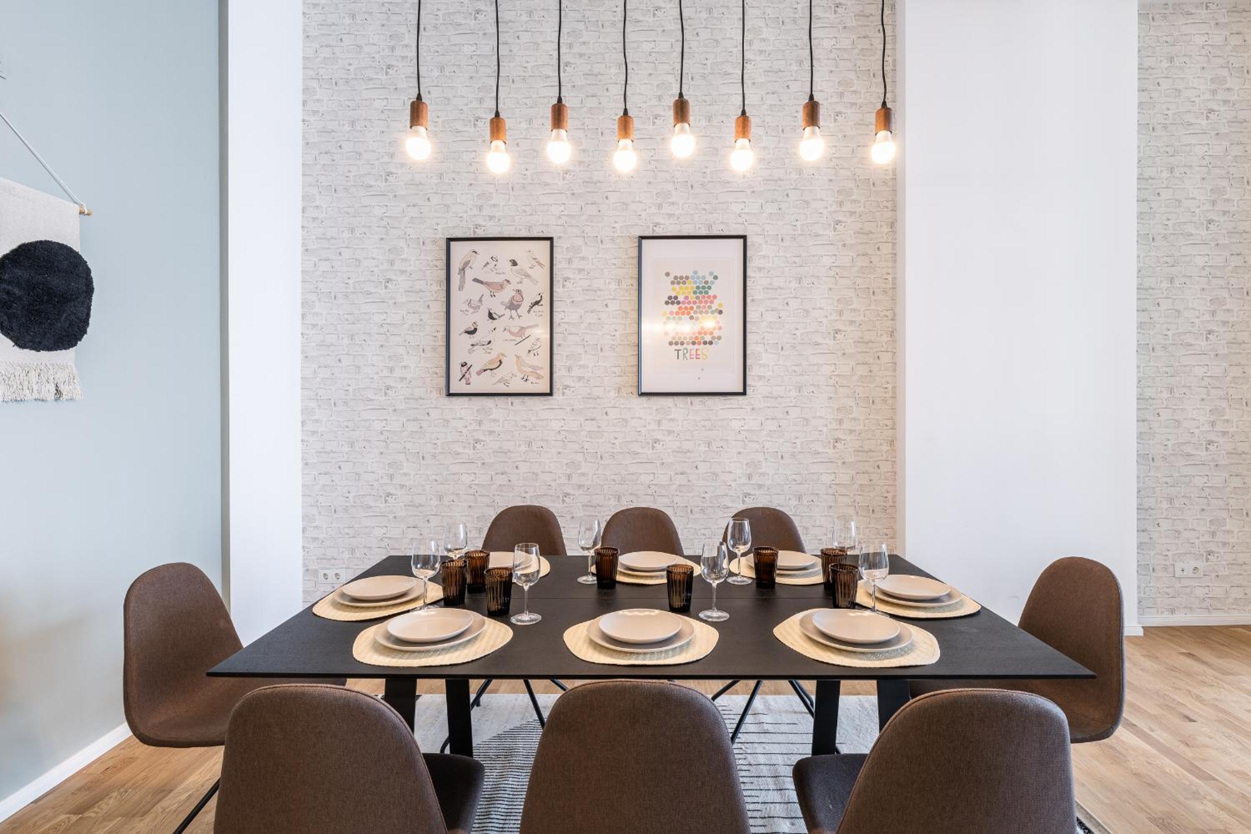 Spacious Lofts In Wedding