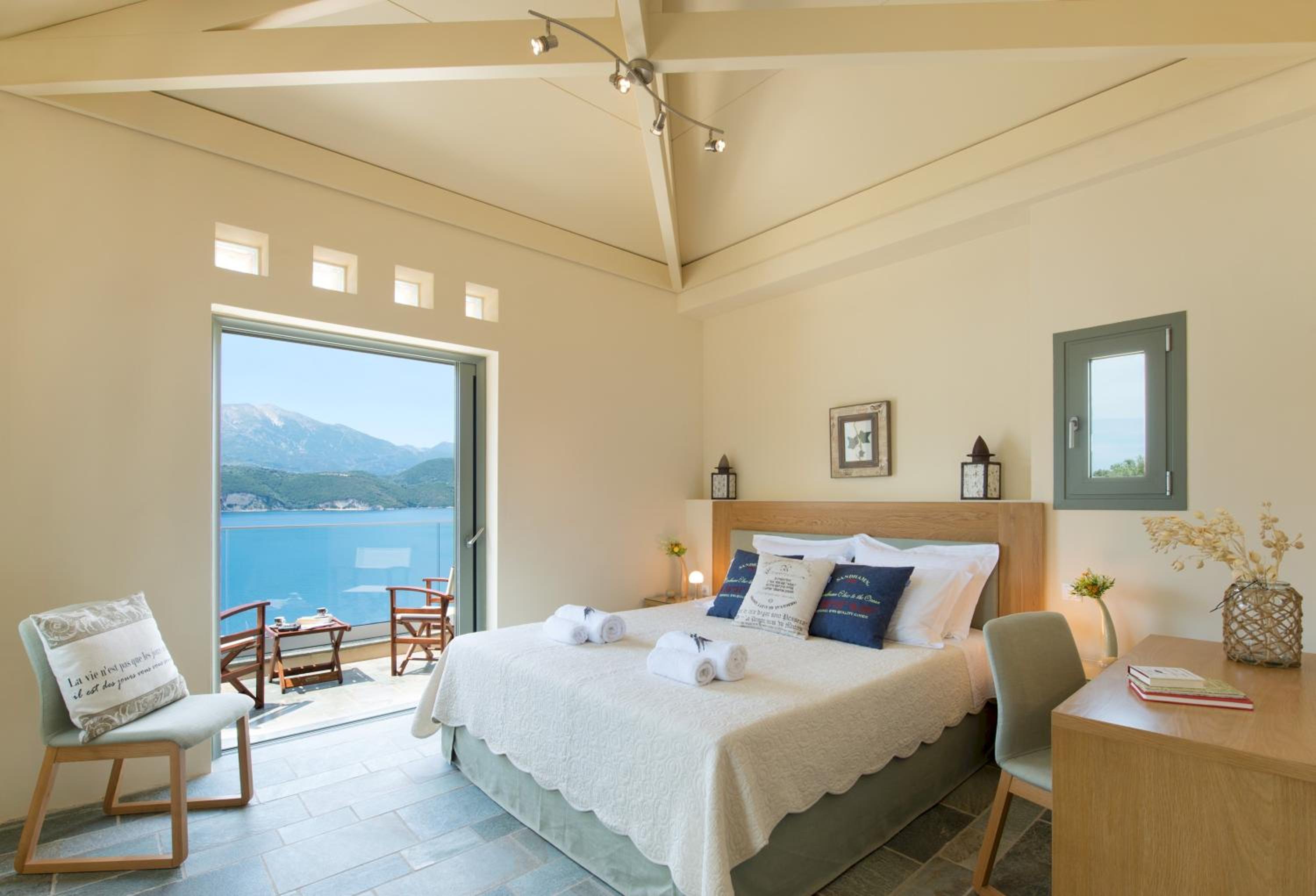 Villa Saffron
