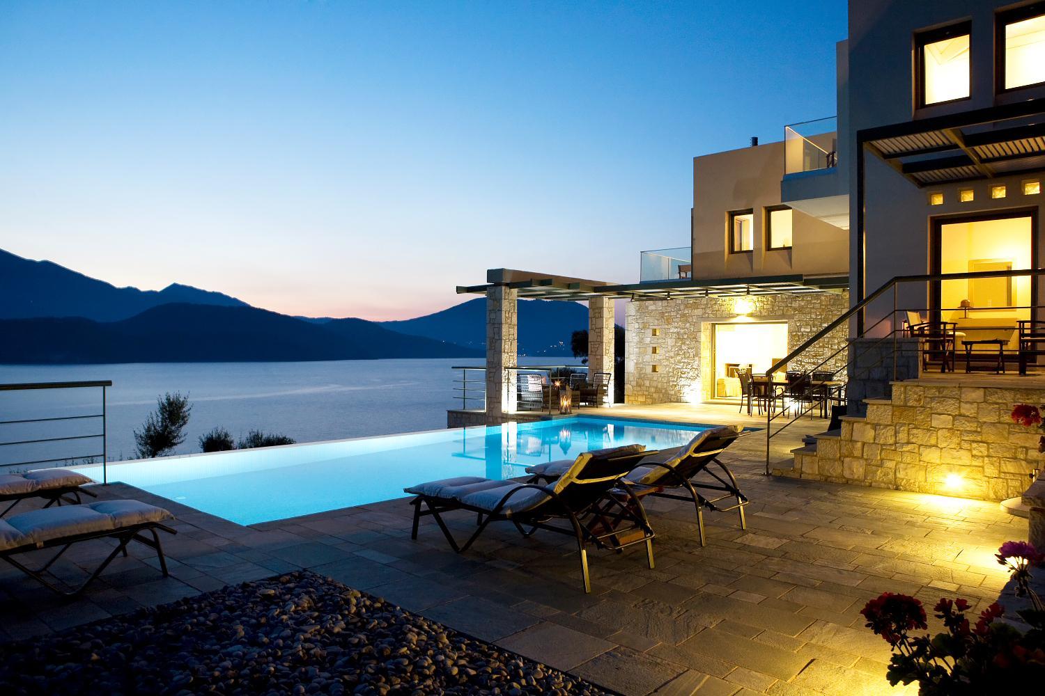 Villa Saffron