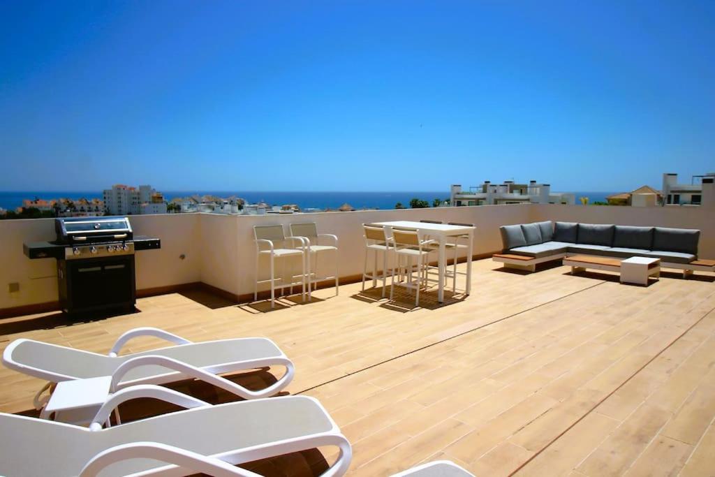 Penthouse at Las Mesas with amazing views