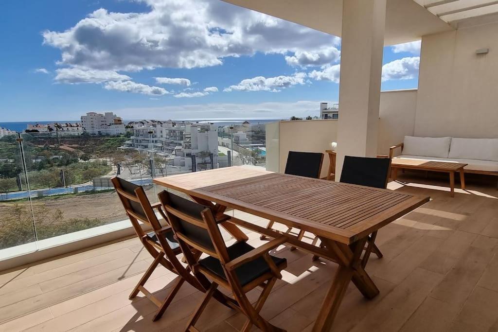 Penthouse at Las Mesas with amazing views