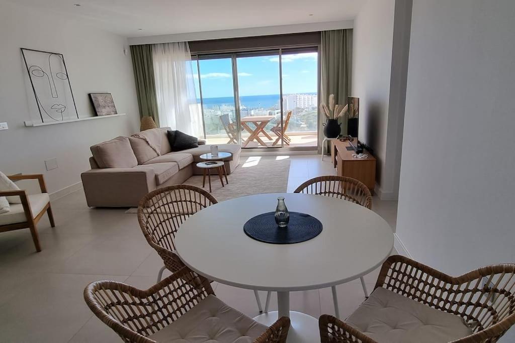Penthouse at Las Mesas with amazing views