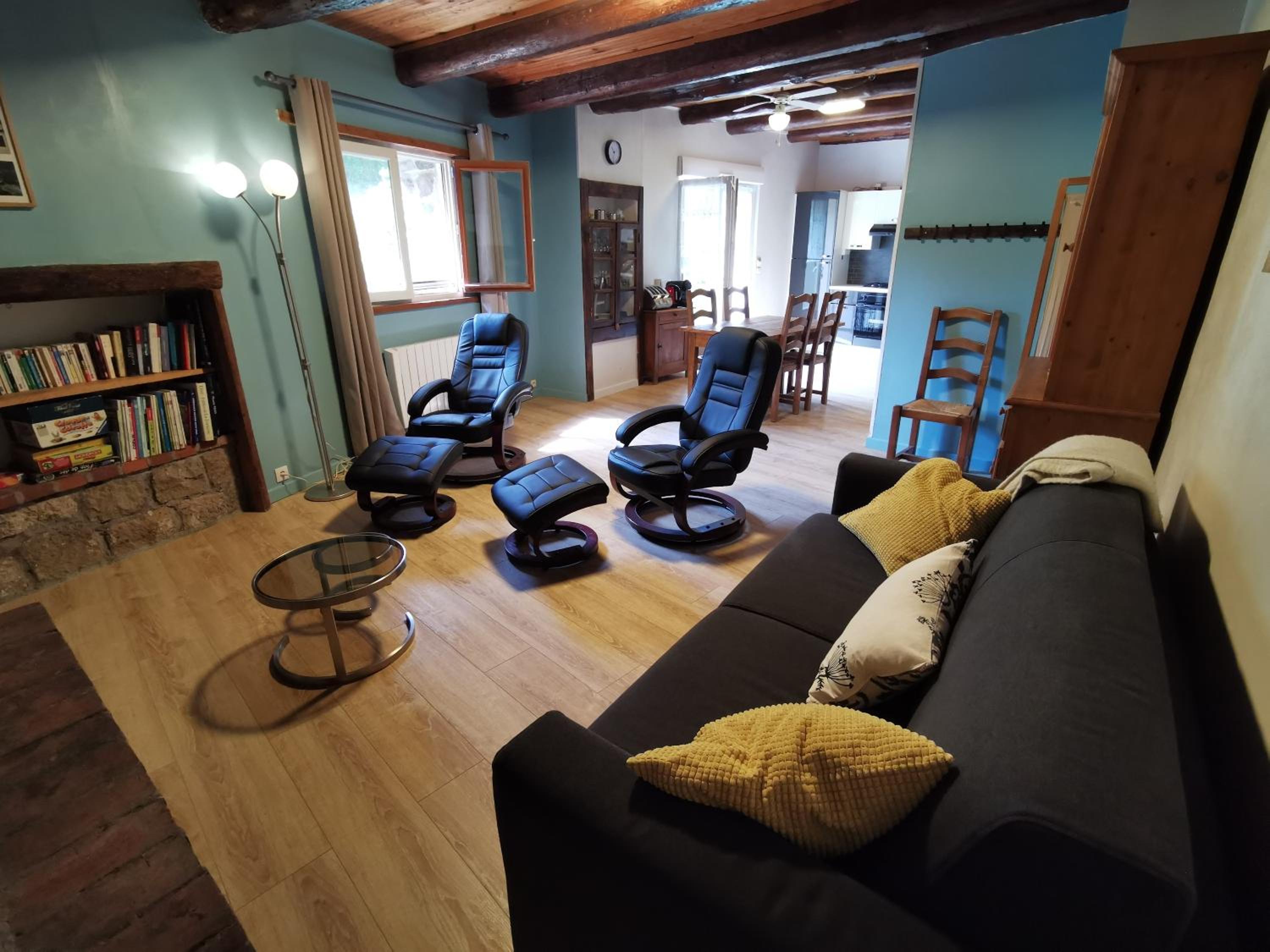 Photo 6