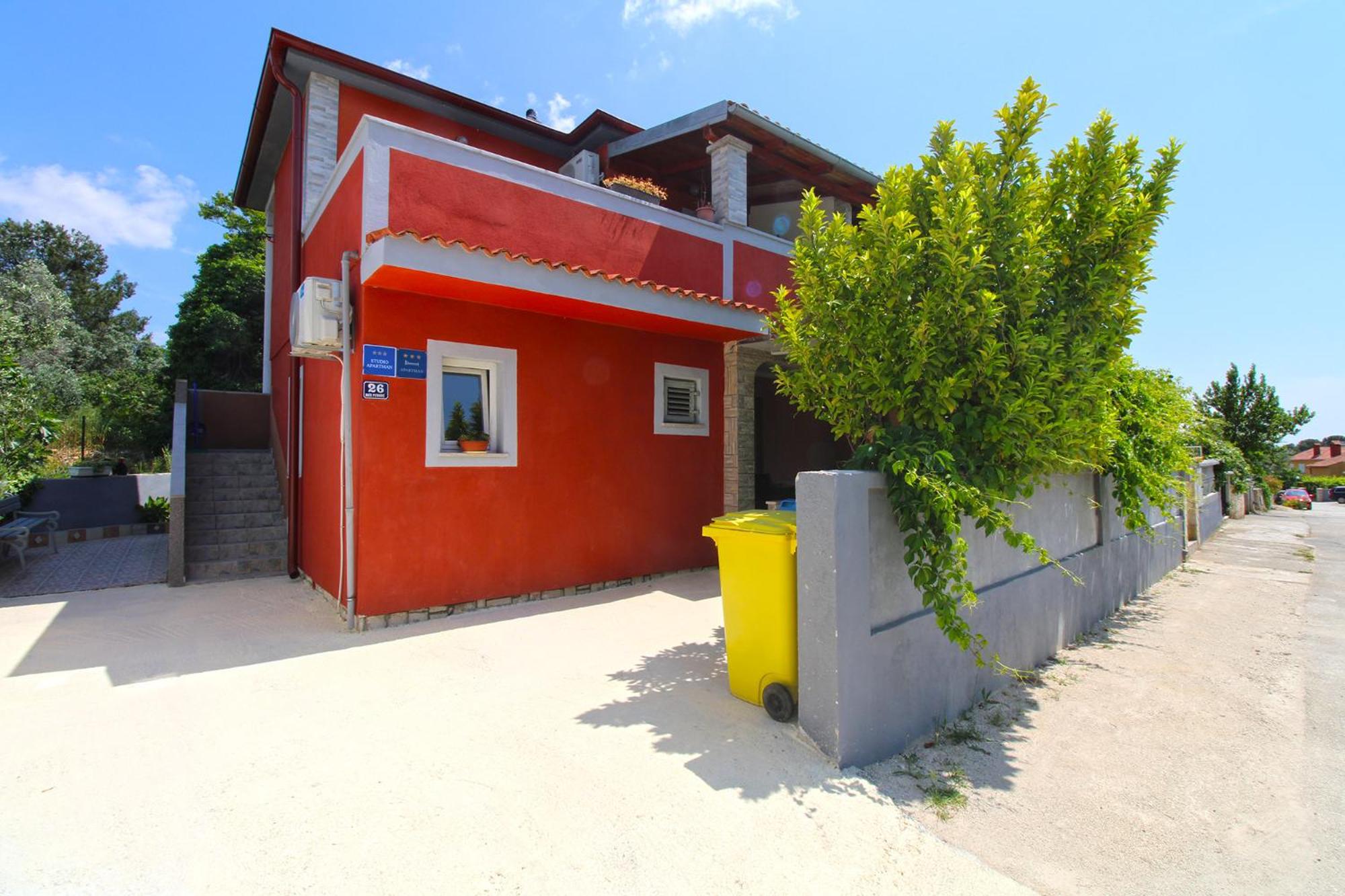 Photo 19