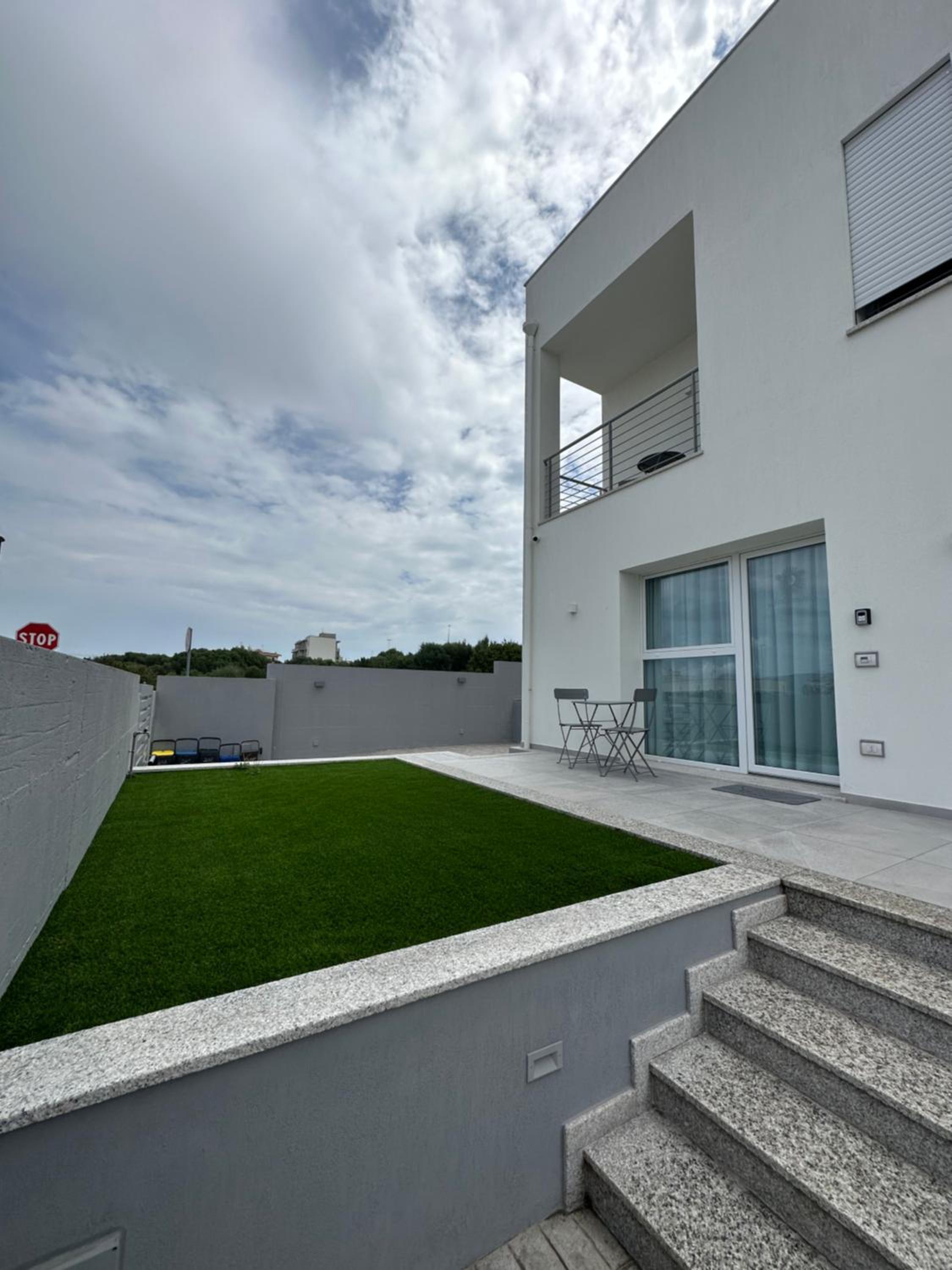 Artemisia Home