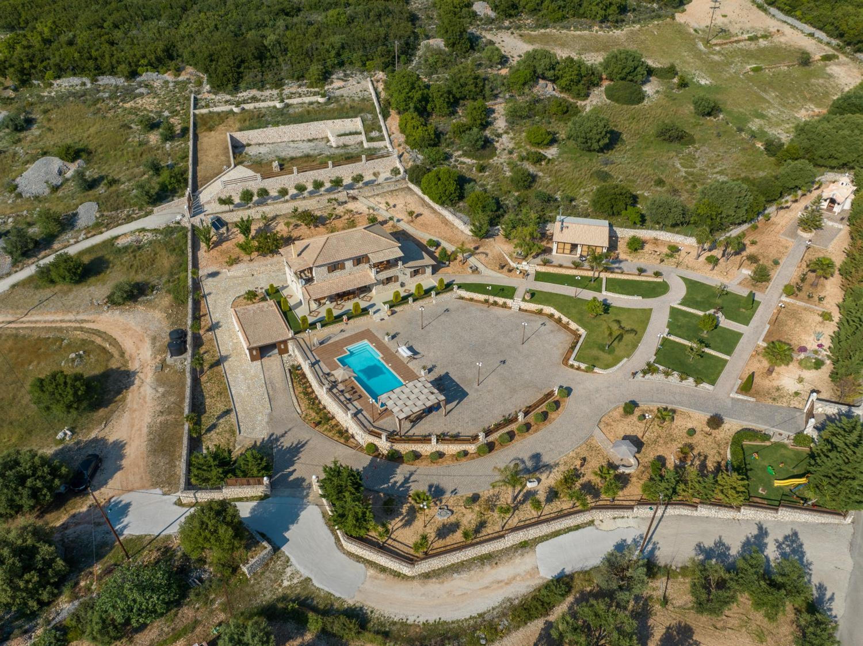 Piedra Villa