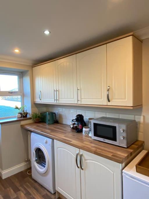 Beautiful Country Cottage, Moffat - Hot Tub available for small extra fee view 4