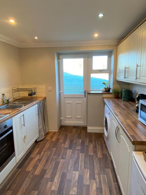 Beautiful Country Cottage, Moffat - Hot Tub available for small extra fee view 3