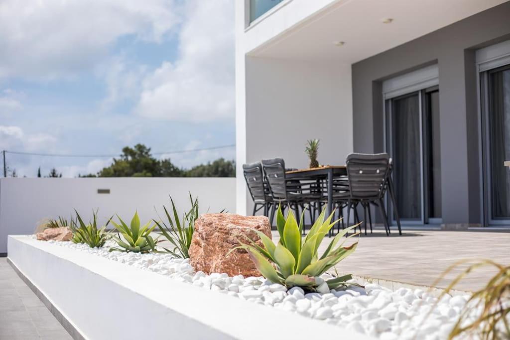 Melilia luxury villa
